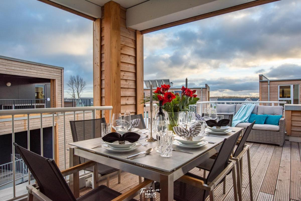 Apartment with Sea View photo 1
