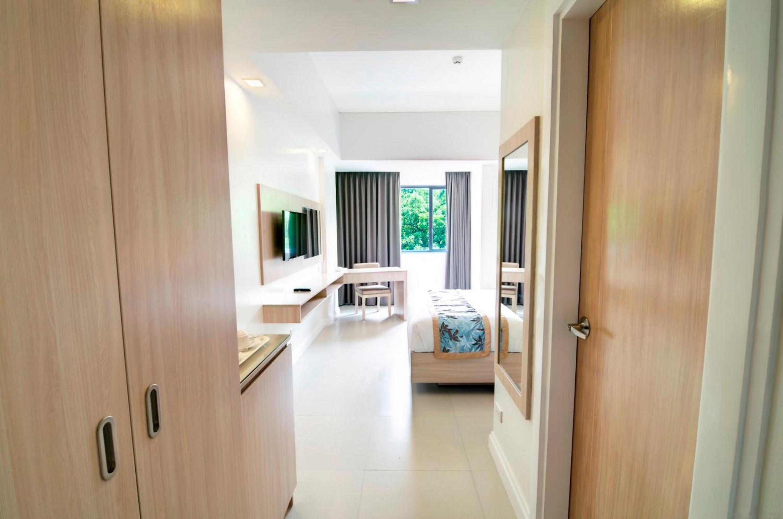 Deluxe Double Room - Photo 3