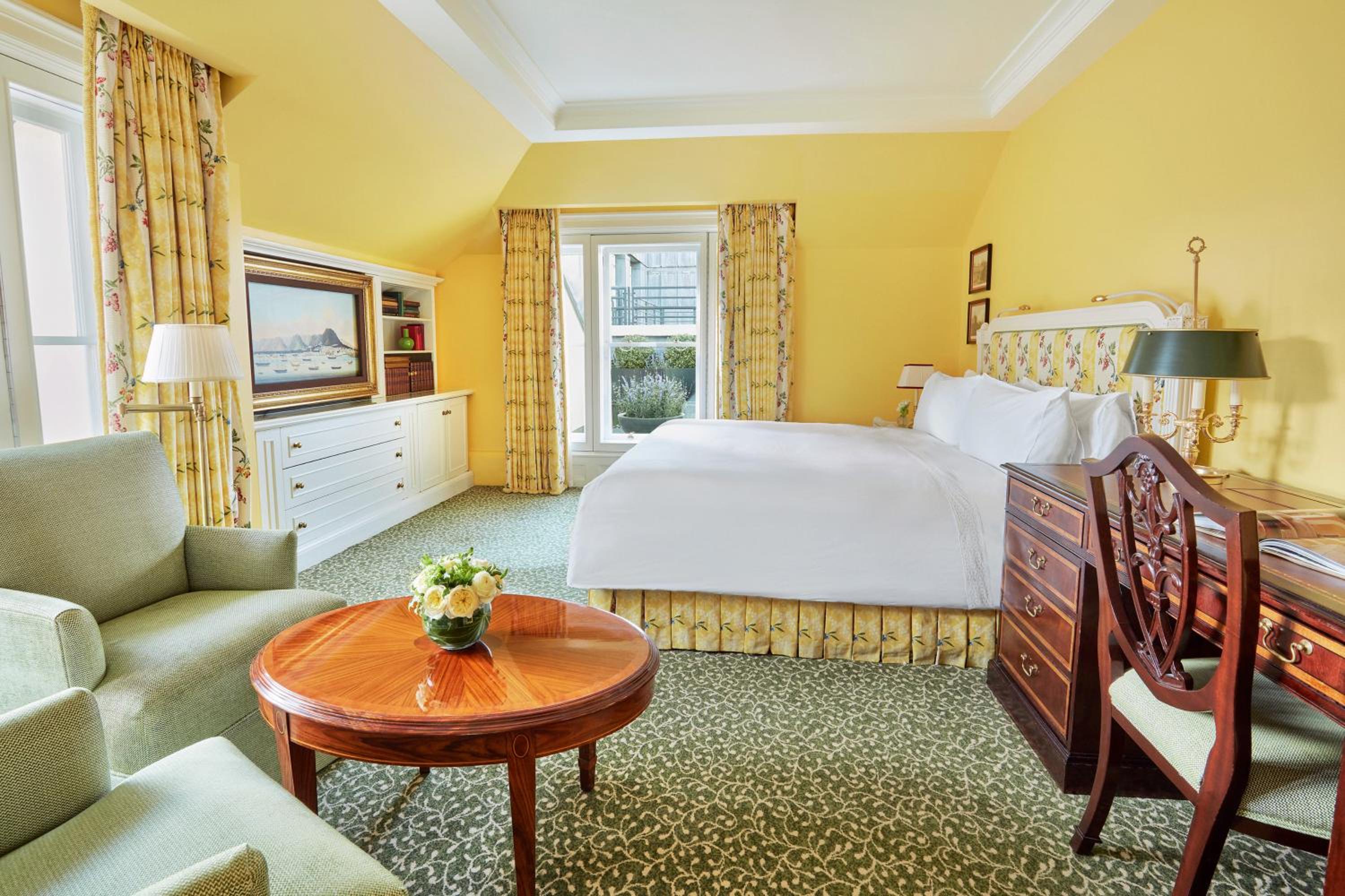 Executive Room