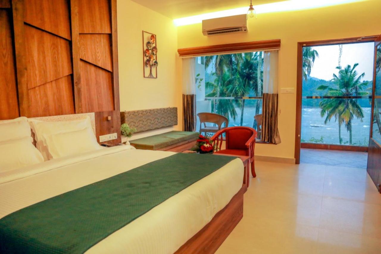 Suite With River View photo 2