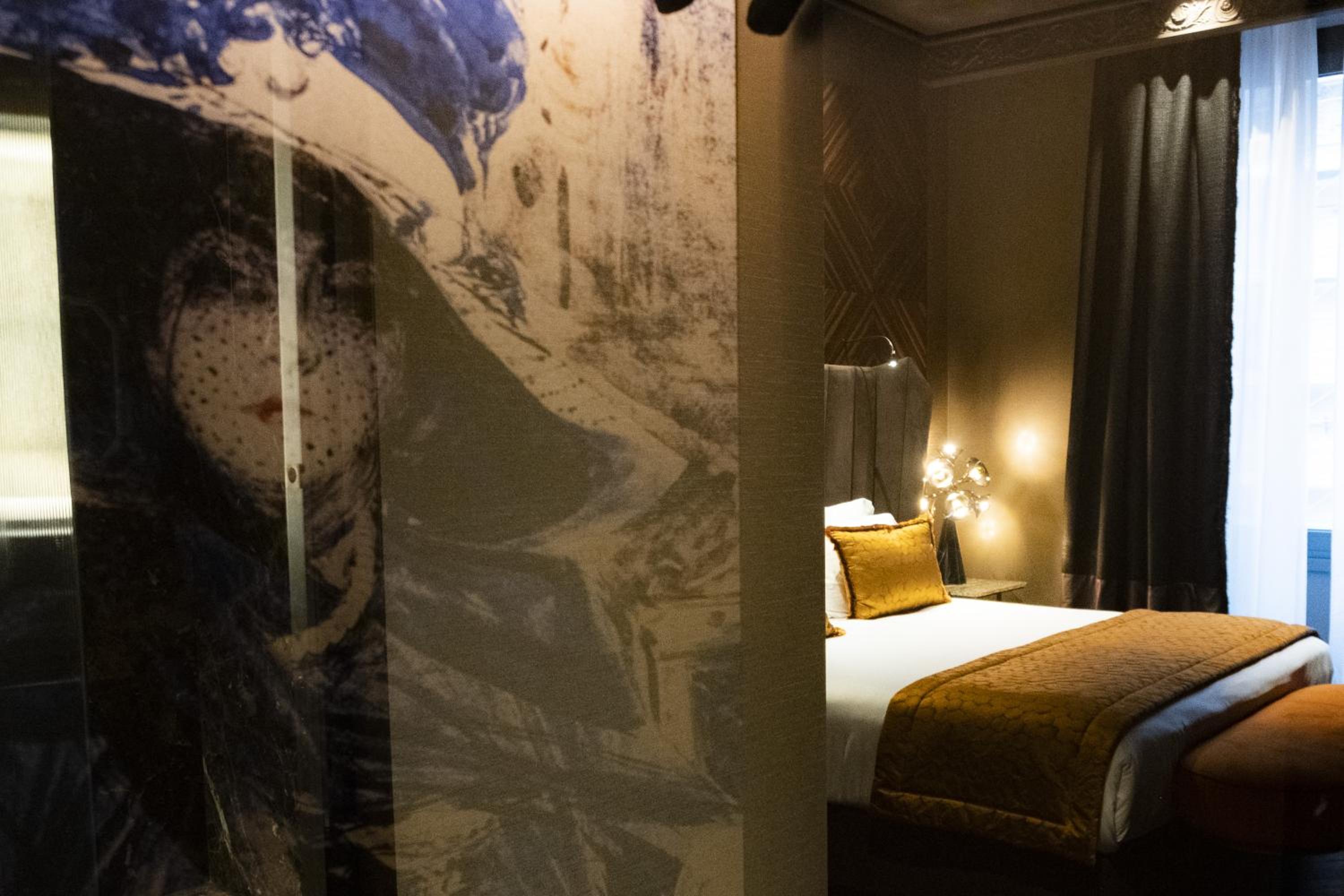 Executive Double or Twin Room thumbnail 5