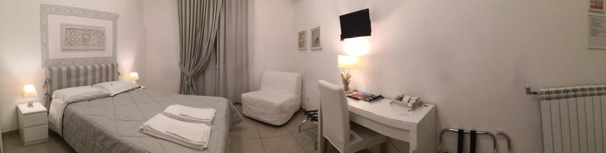 Double Room (2 Adults + 1 Child )
