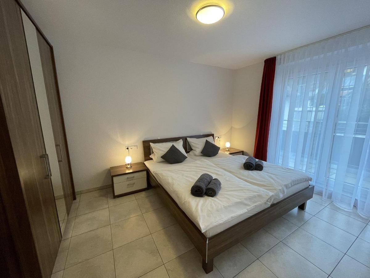 Two-Bedroom Apartment with Balcony photo 2