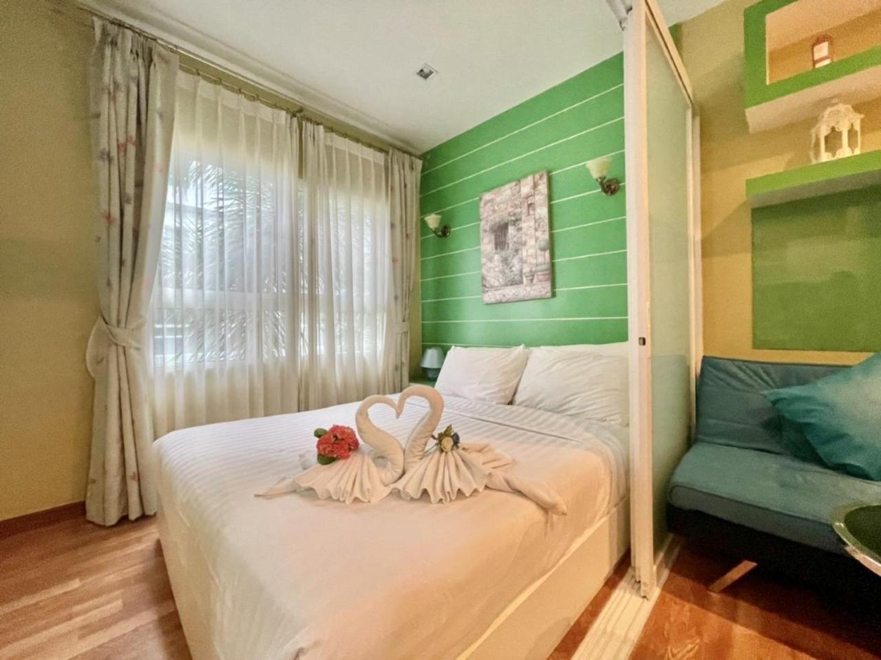 Apartment with Garden View - Photo 11