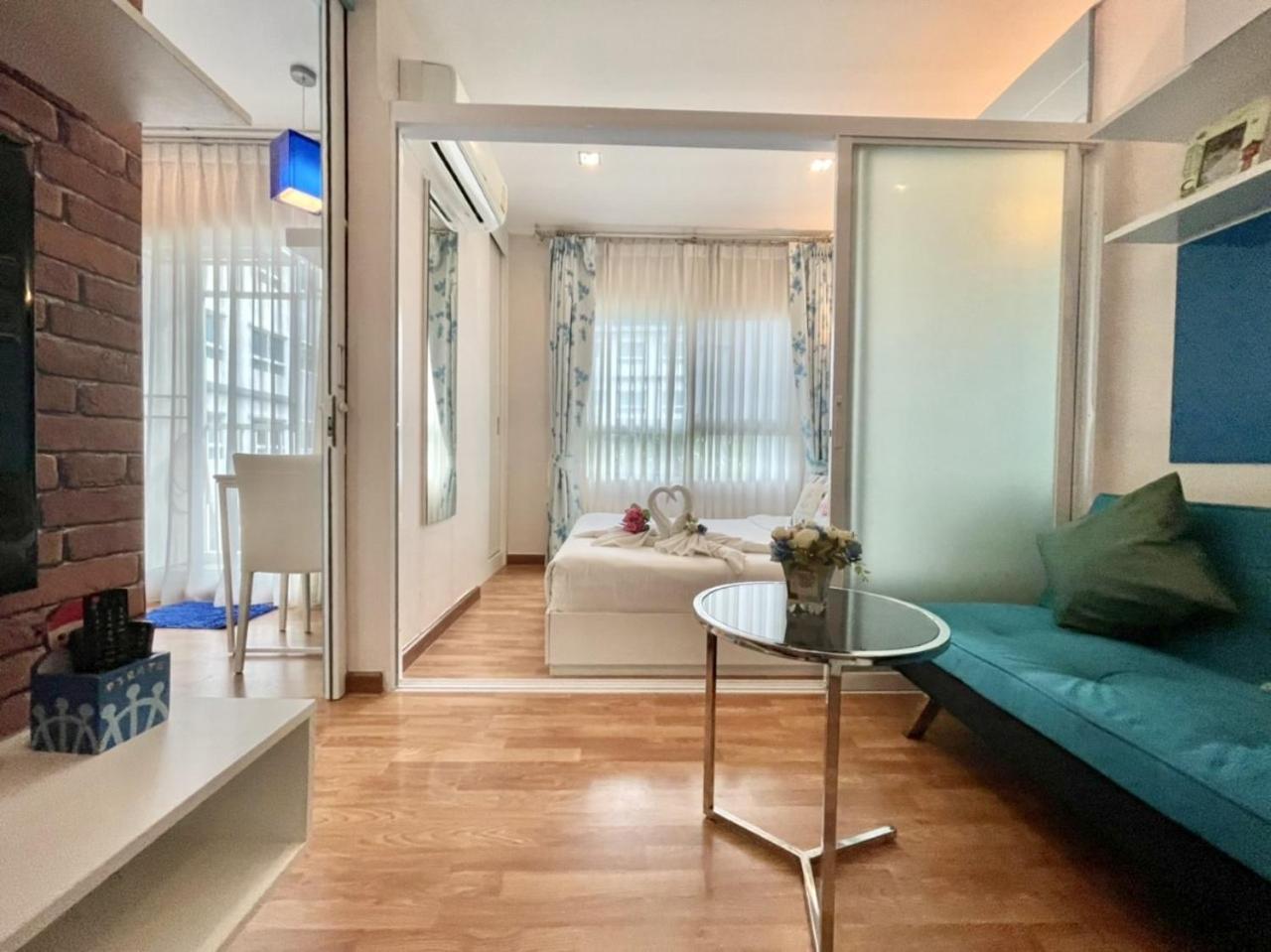 Apartment with Pool View  - Photo 32