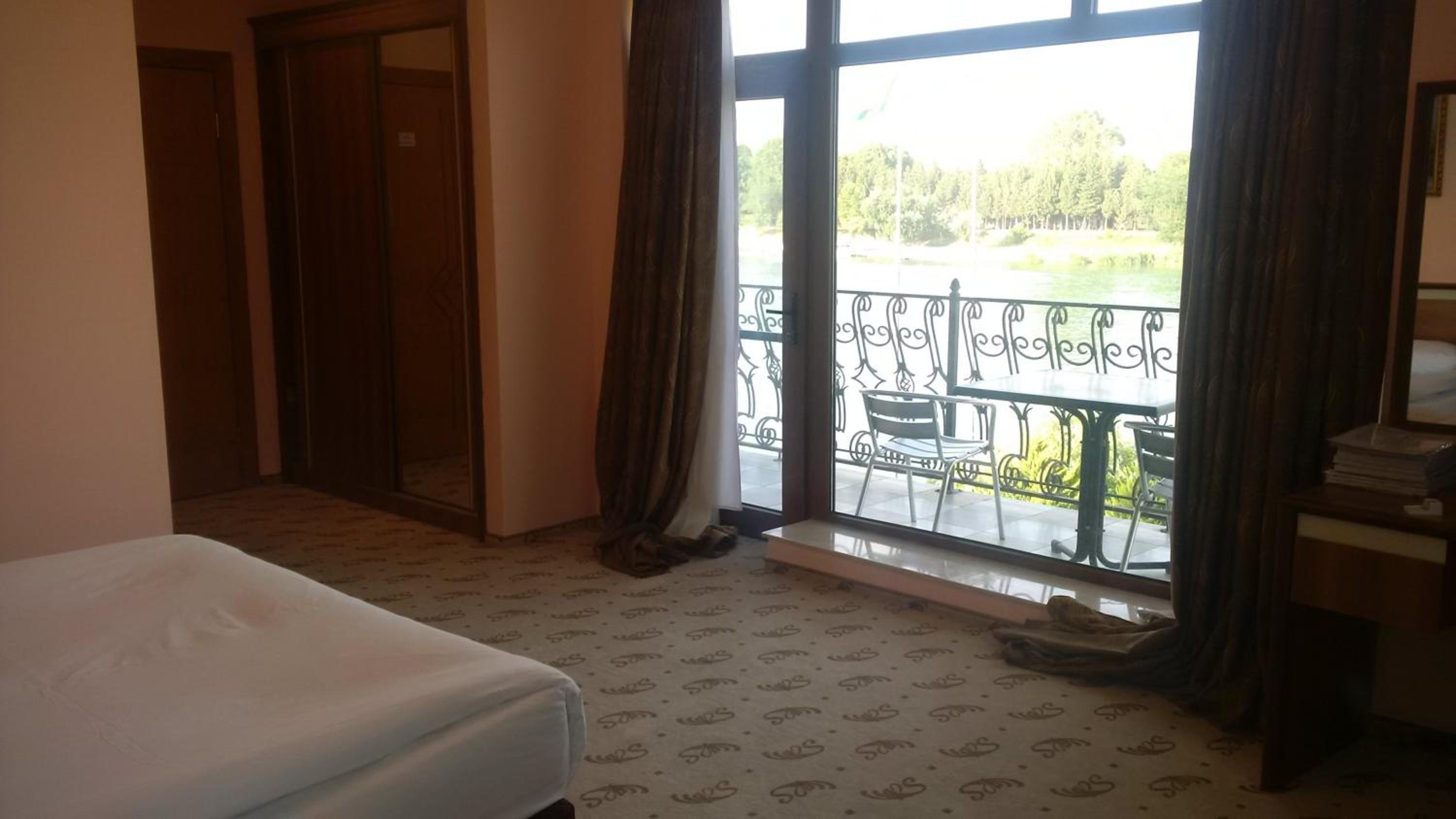 Standard Double Room with River View photo 2