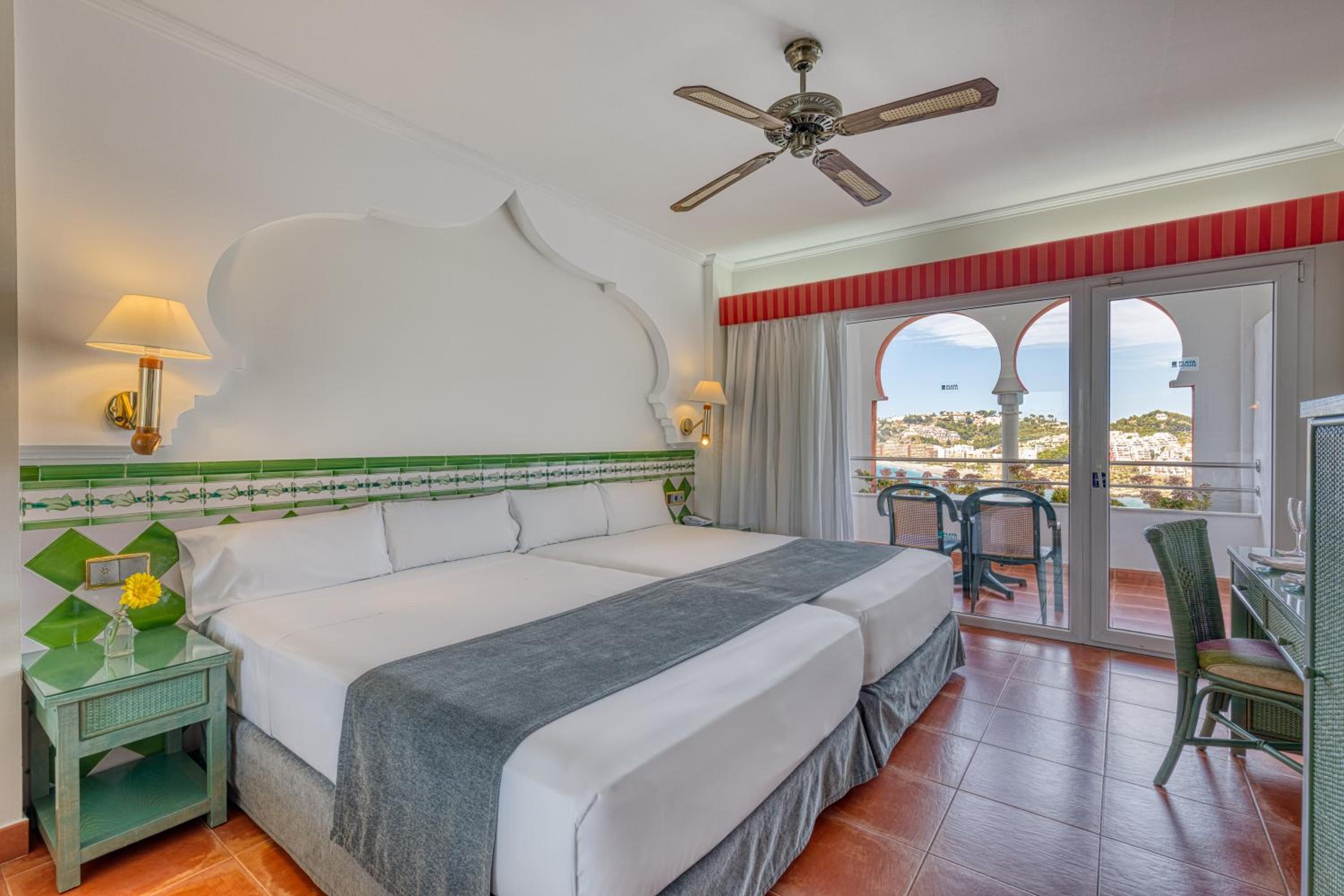 Habitación Doble Estándar con Vista al Mar Habitación Doble Estándar con Vista al Mar