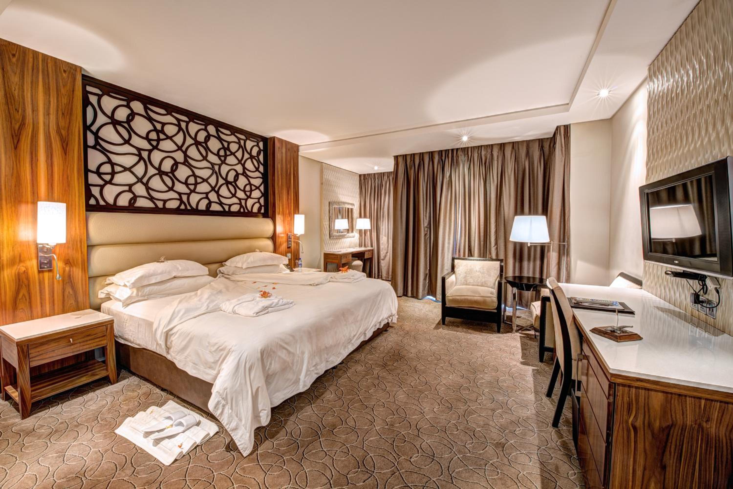 Deluxe Double or Twin Room - Photo 1