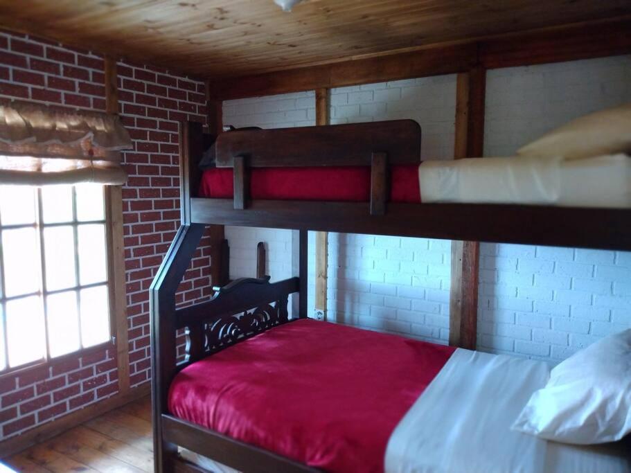 Four-Bedroom House photo 1