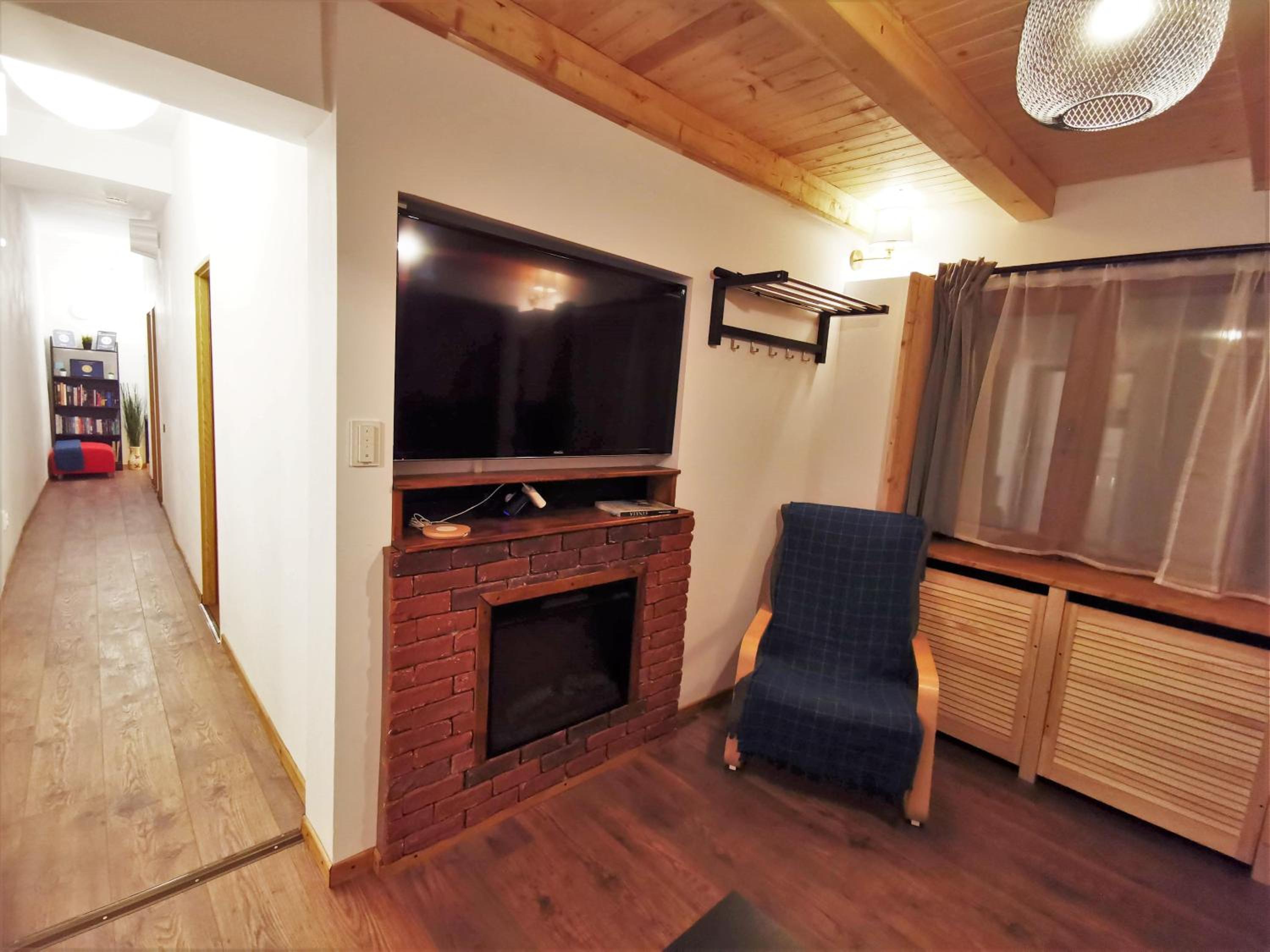 Three-Bedroom House - Photo 36