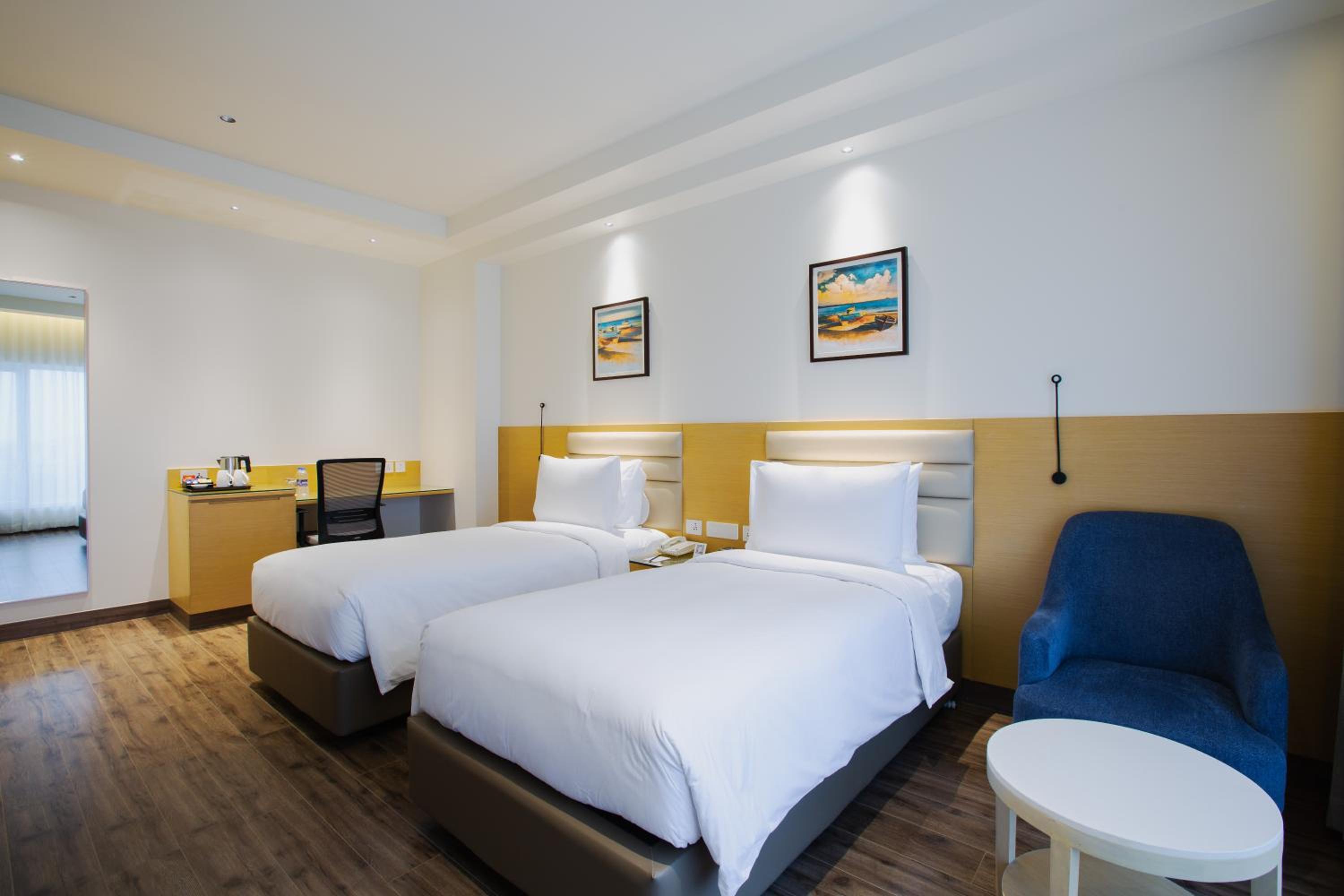 Executive Room - Photo 1