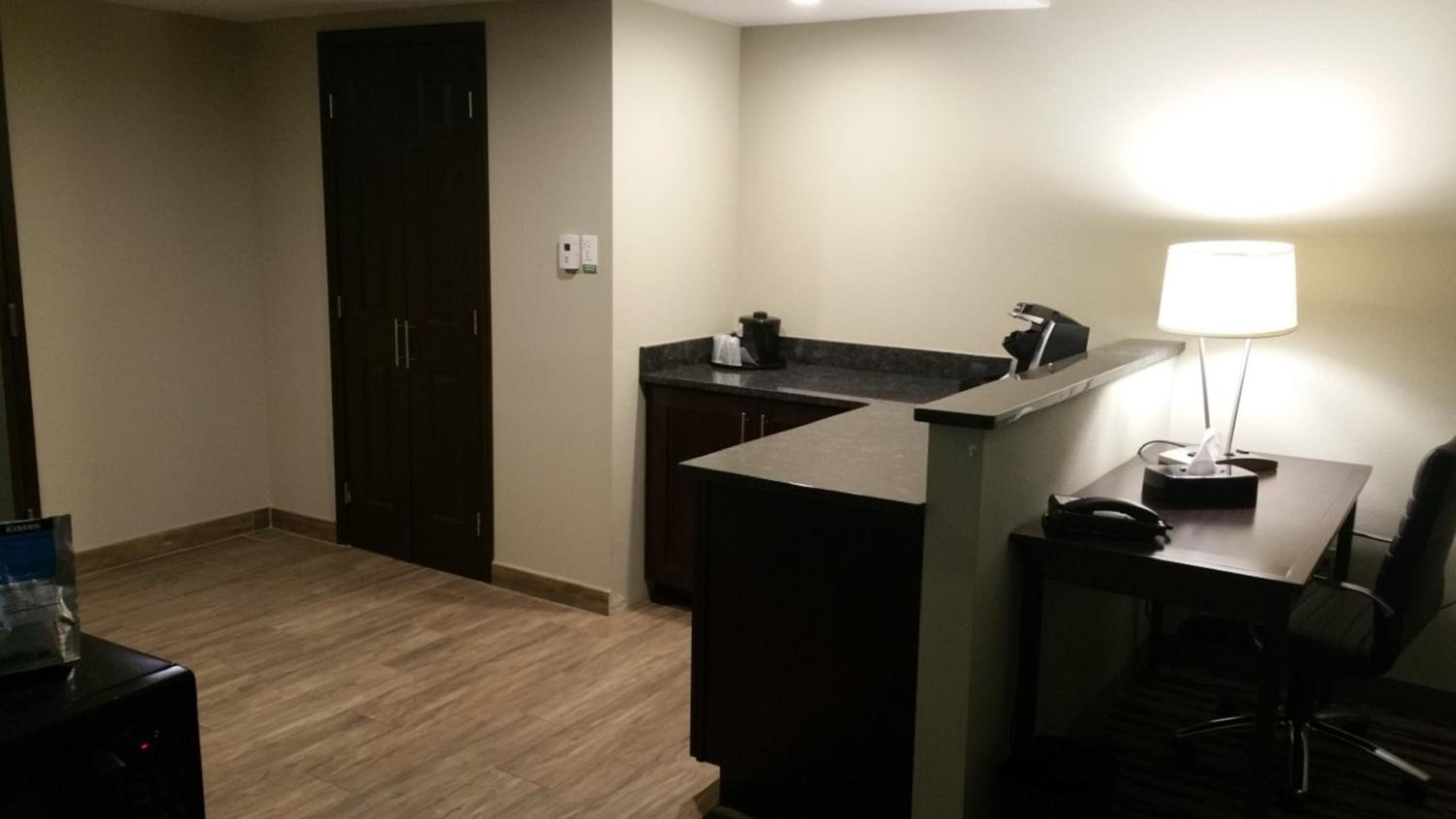 King Suite photo 3