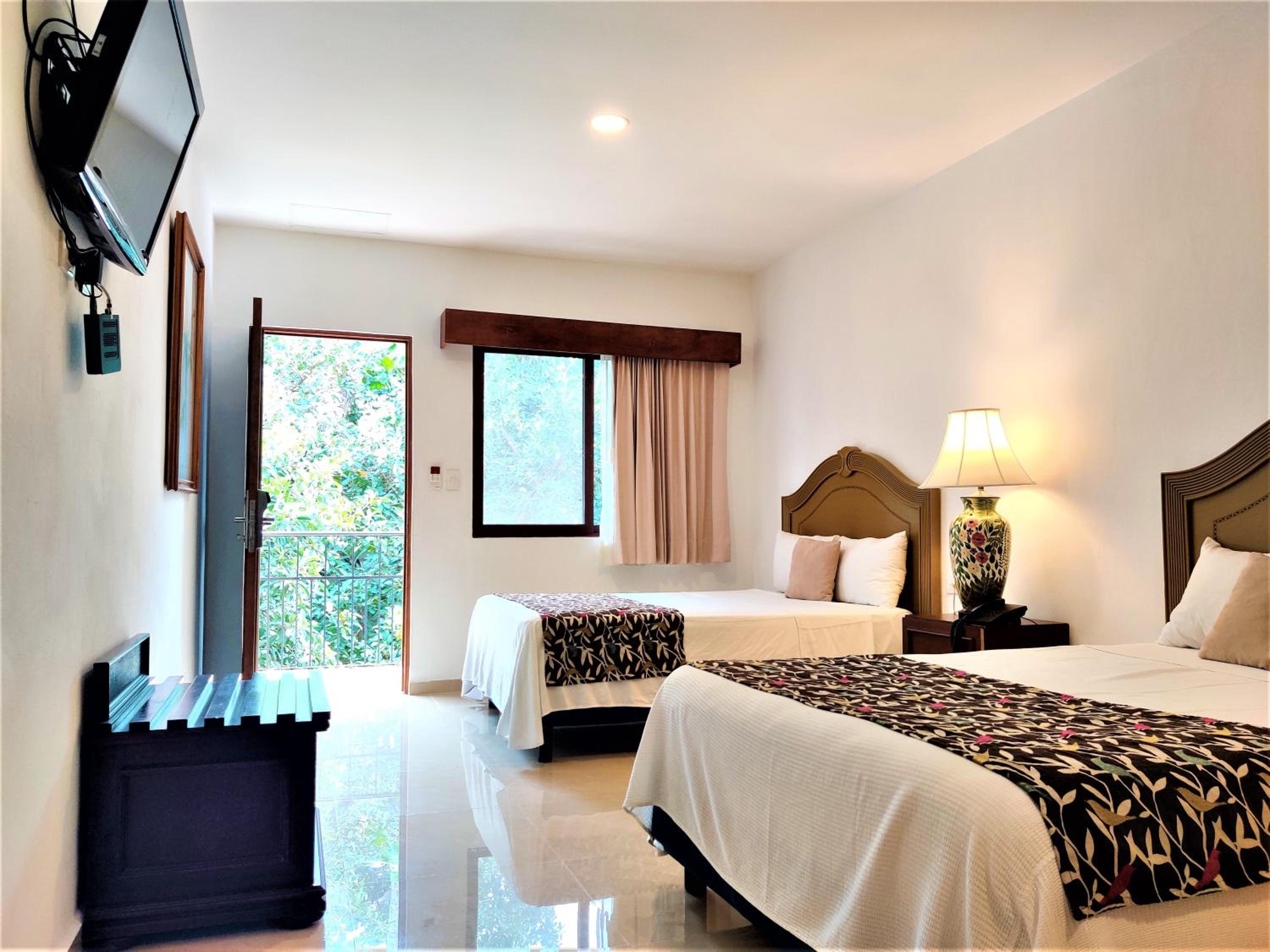 Deluxe Double Room - Photo 7
