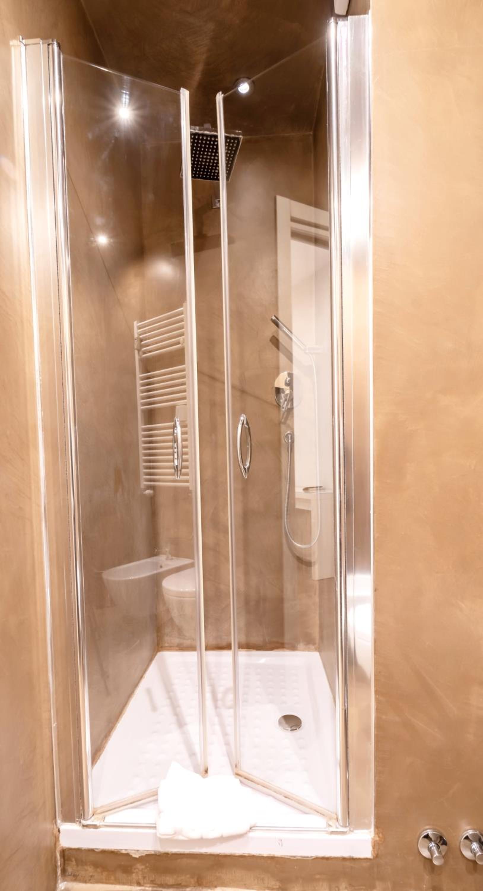 Small Double Room photo 2