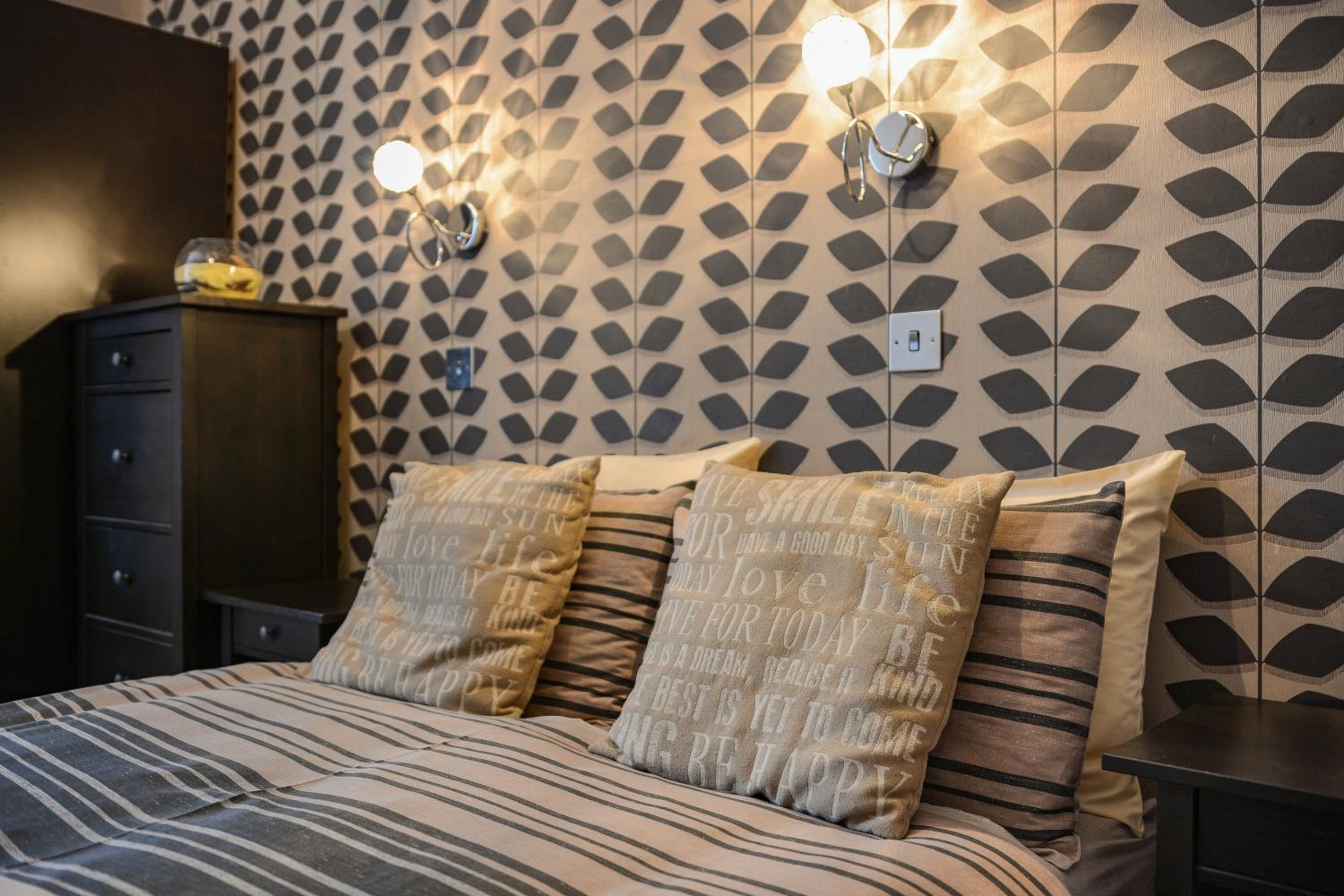 Standard Double Room - Photo 7