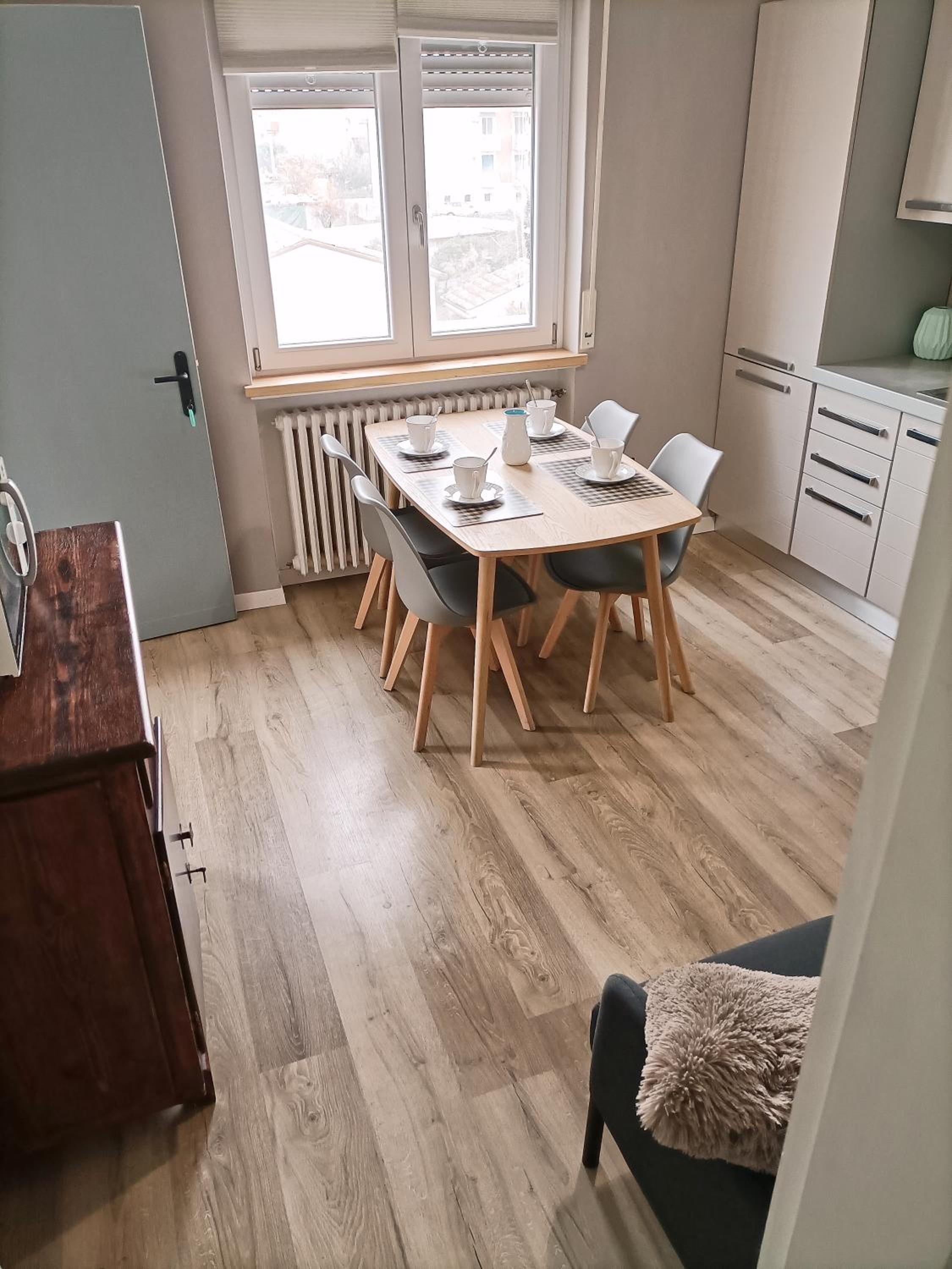 Two-Bedroom Apartment - Photo 2
