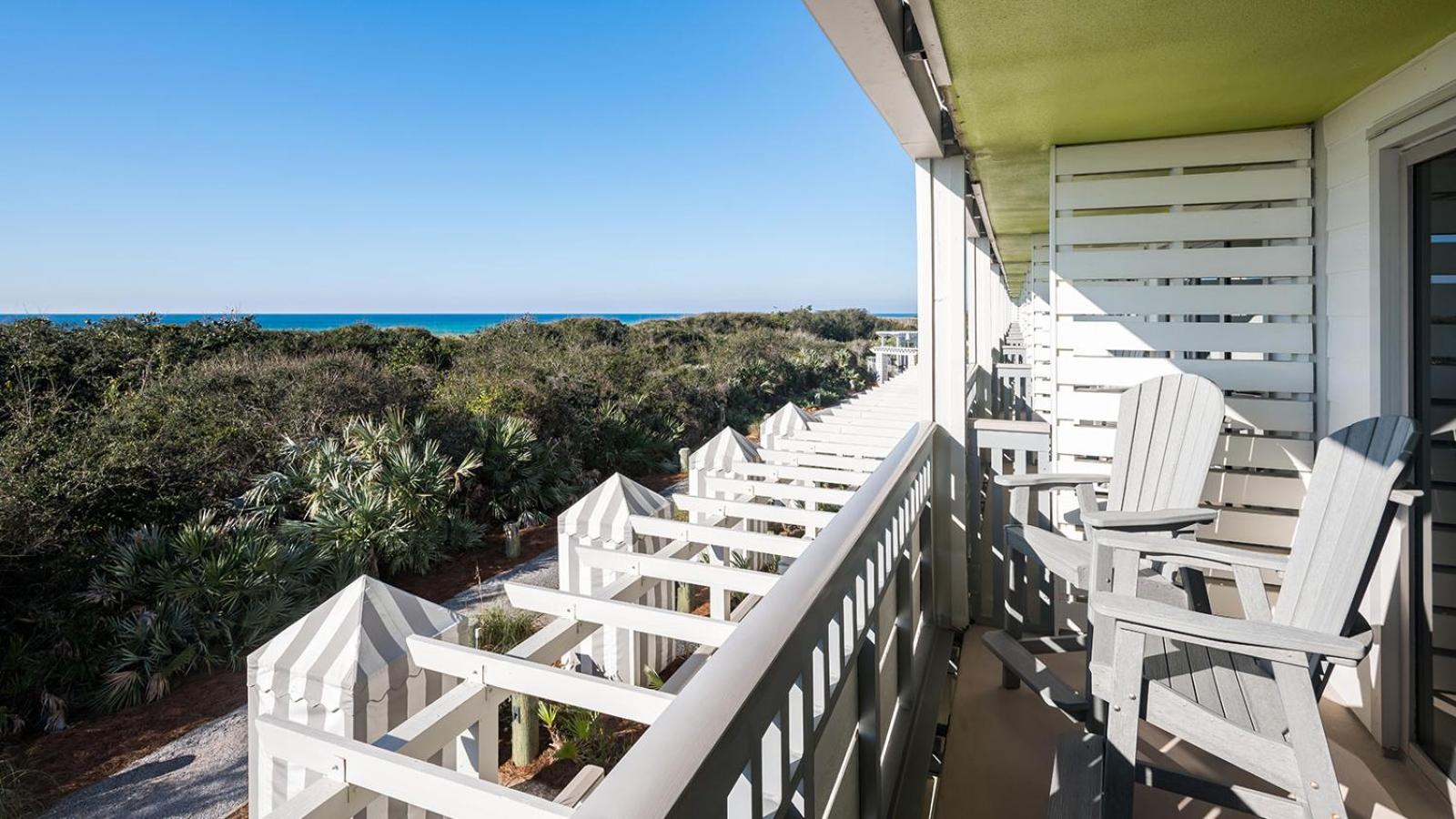 BeachFront Coastal View - Photo 6