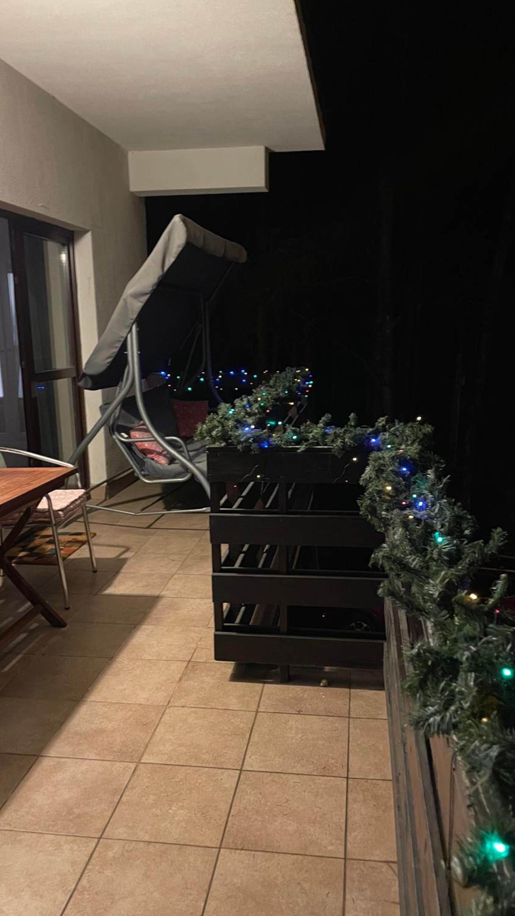 Apartment with Terrace - Photo 12