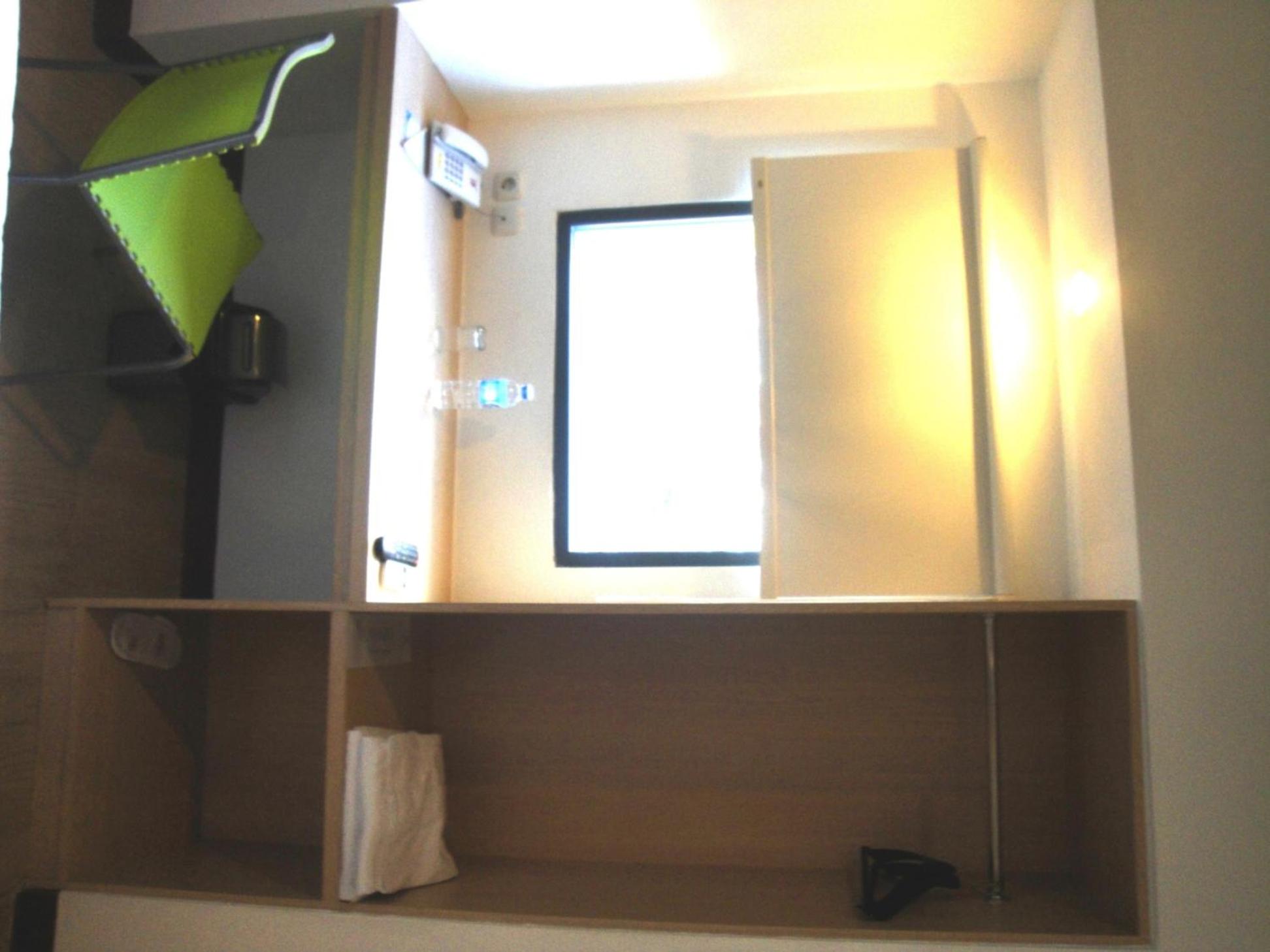 Standard Double or Twin Room photo 3