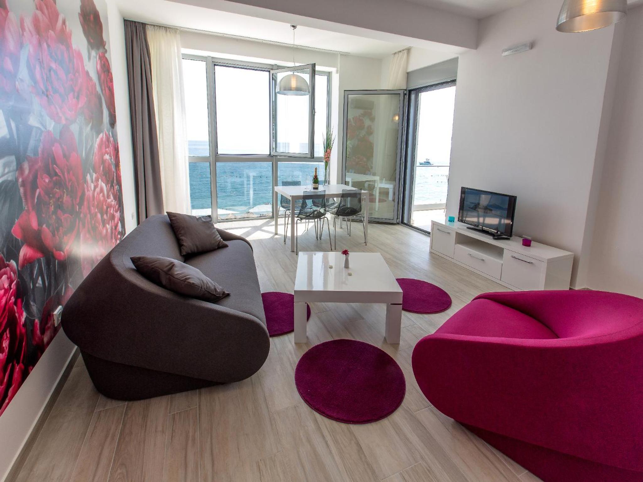 One-Bedroom Apartment with Balcony and Sea View