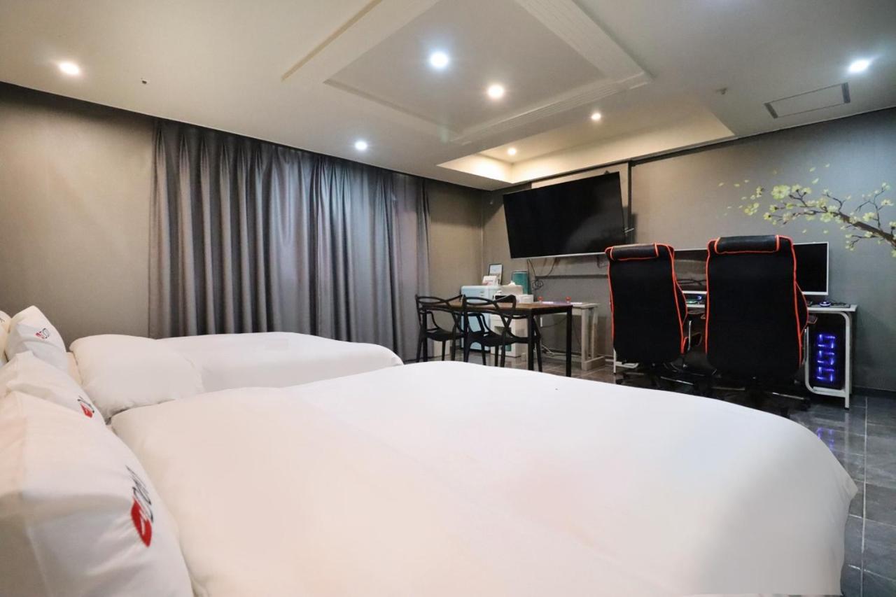 Deluxe Twin Room photo 1