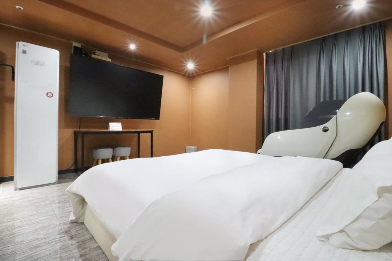 Deluxe Suite photo 2