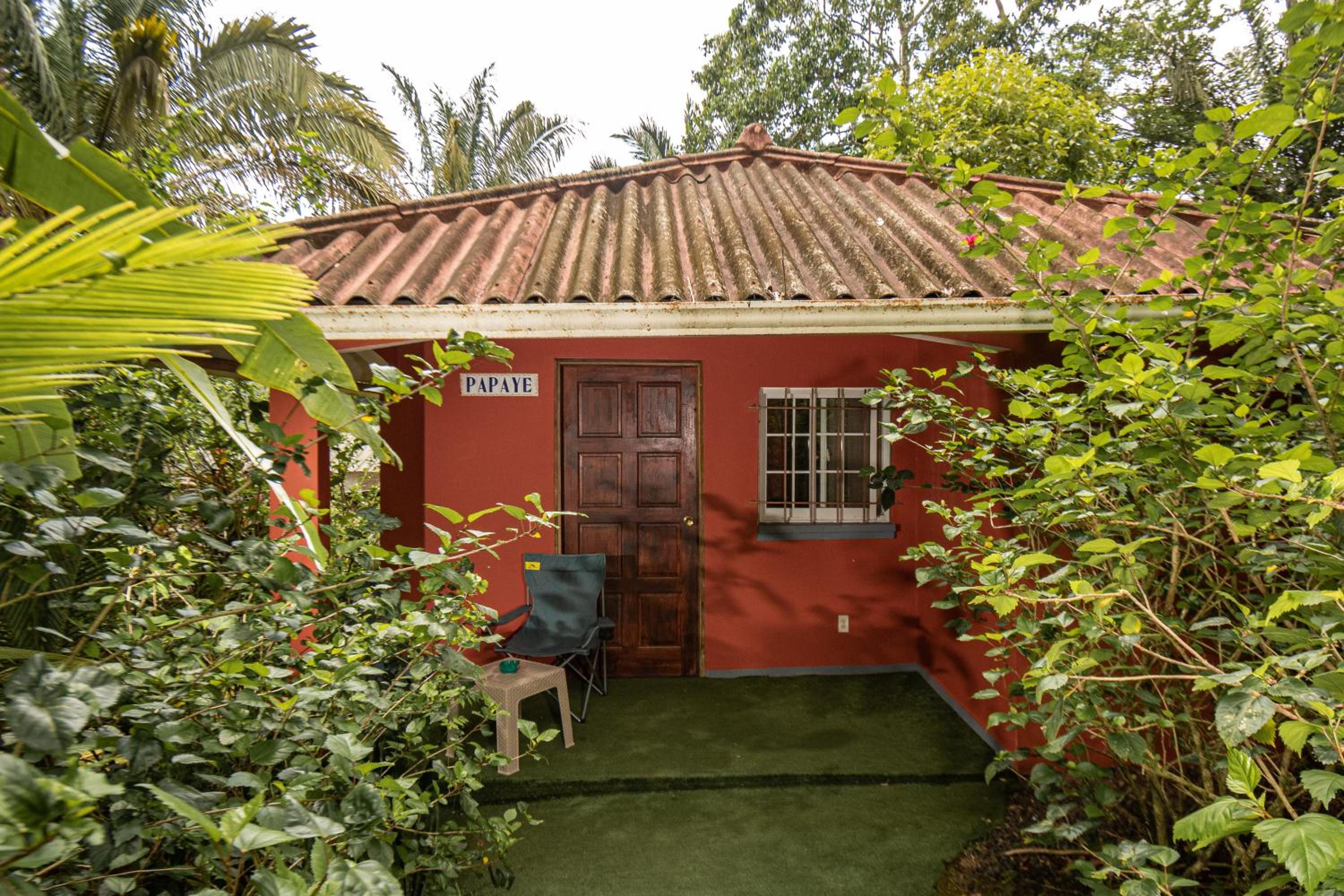 Superior Bungalow photo 1
