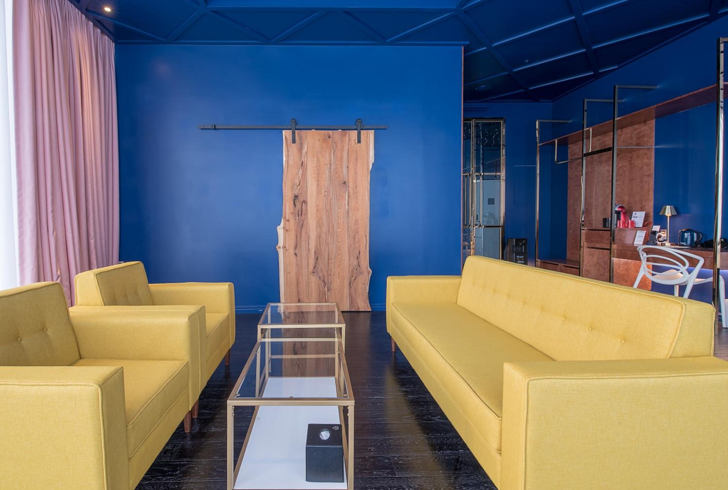 Gold Suite - Photo 3