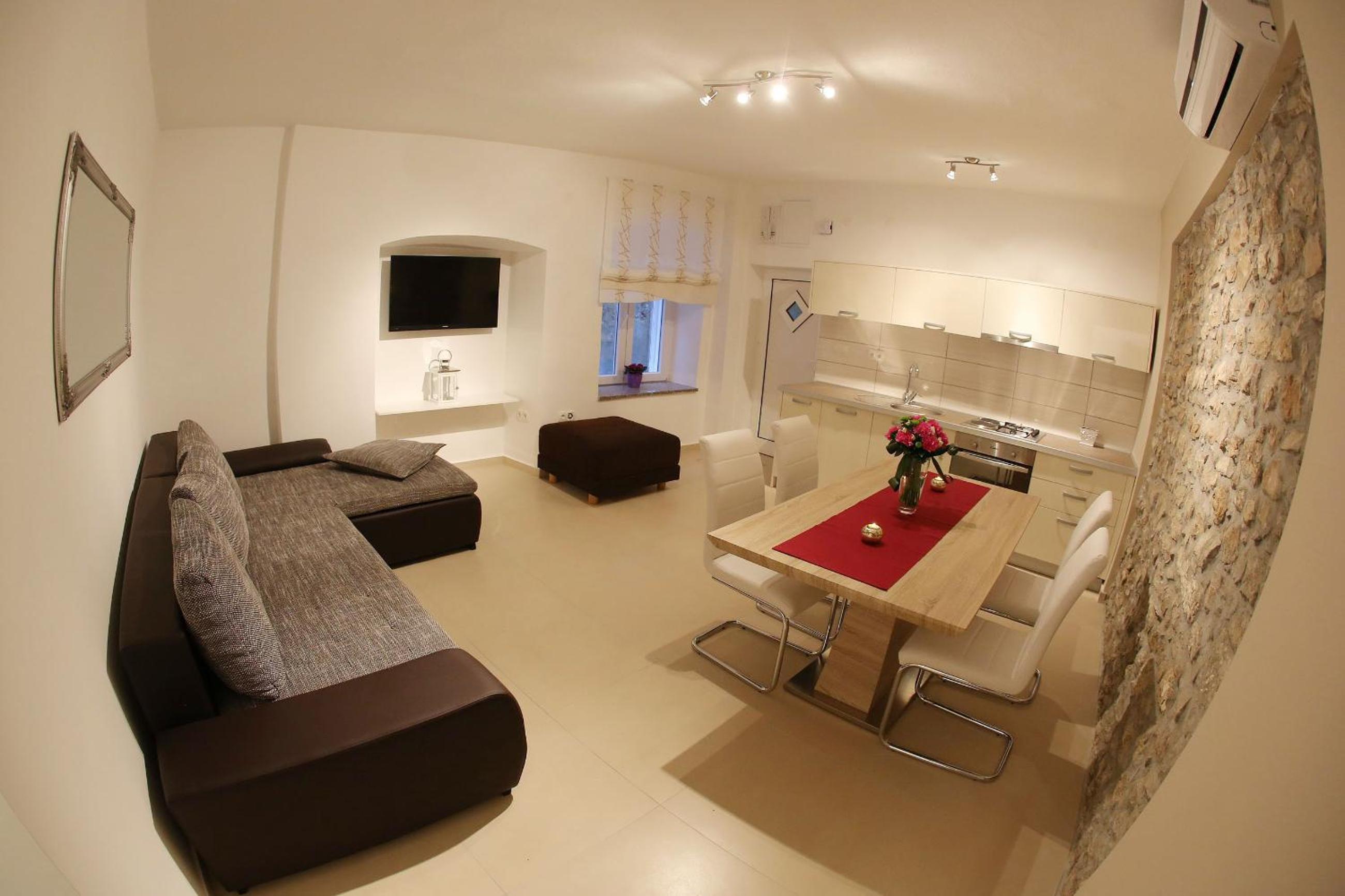 One-Bedroom Apartment - Ground Floor