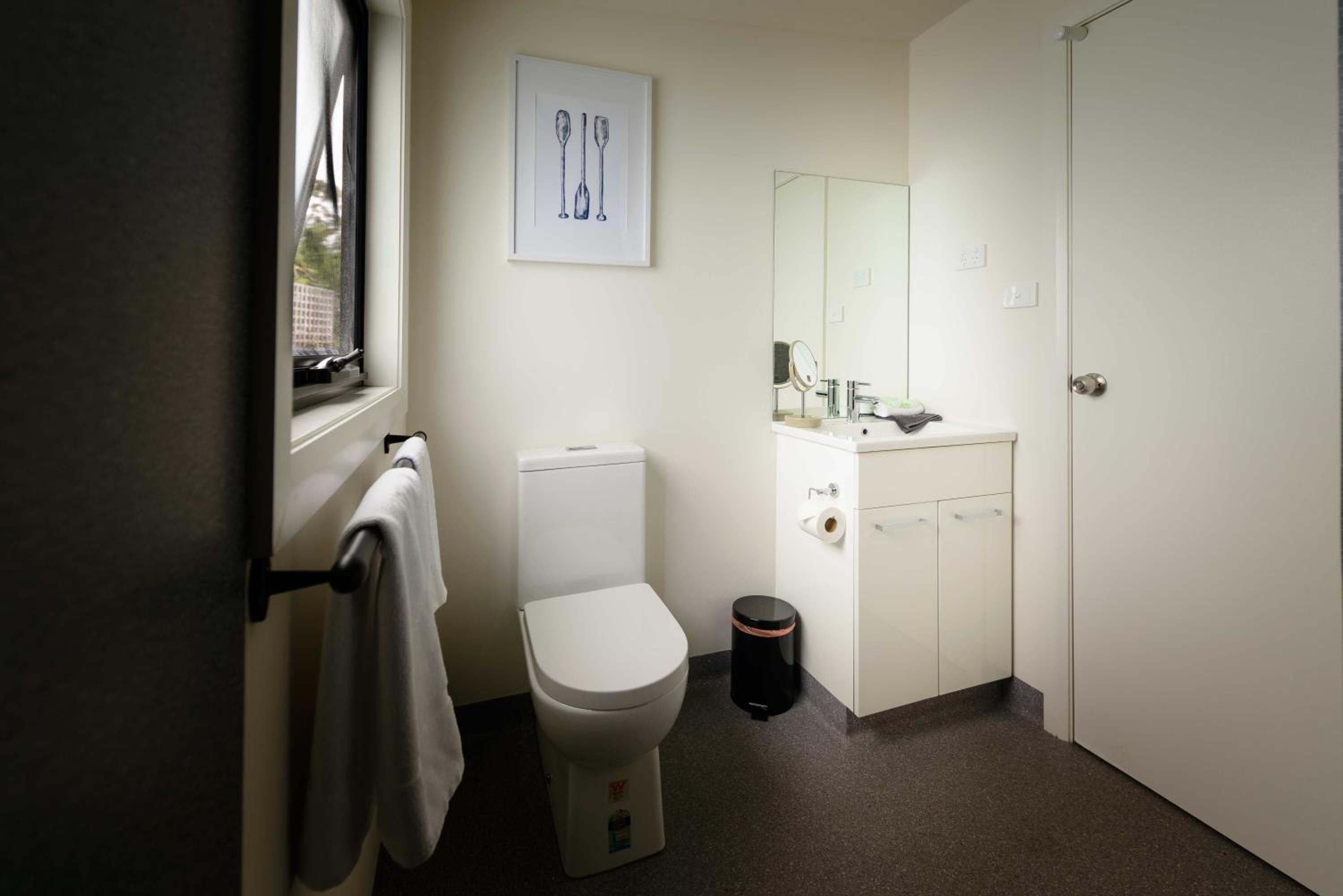 Studio Motel Room - Photo 4