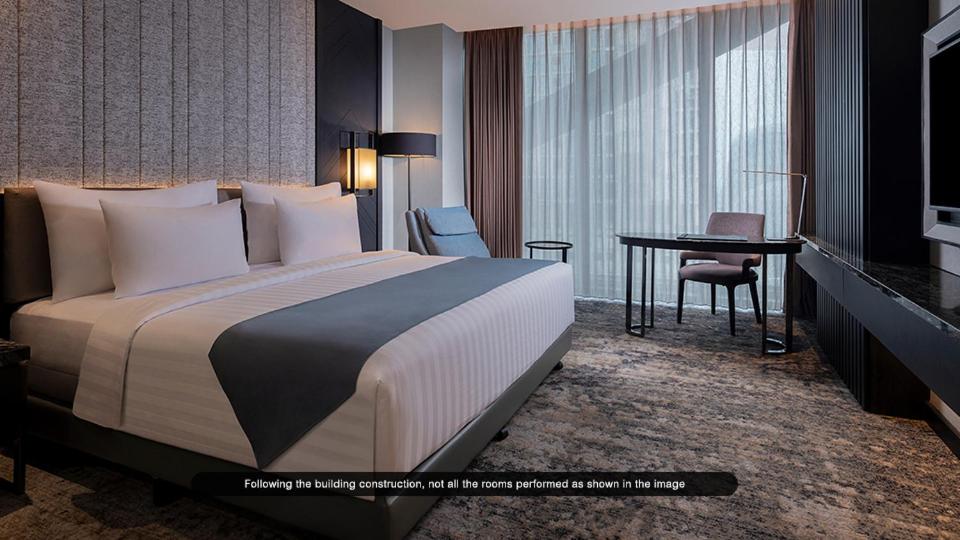 Premier King Room photo 2