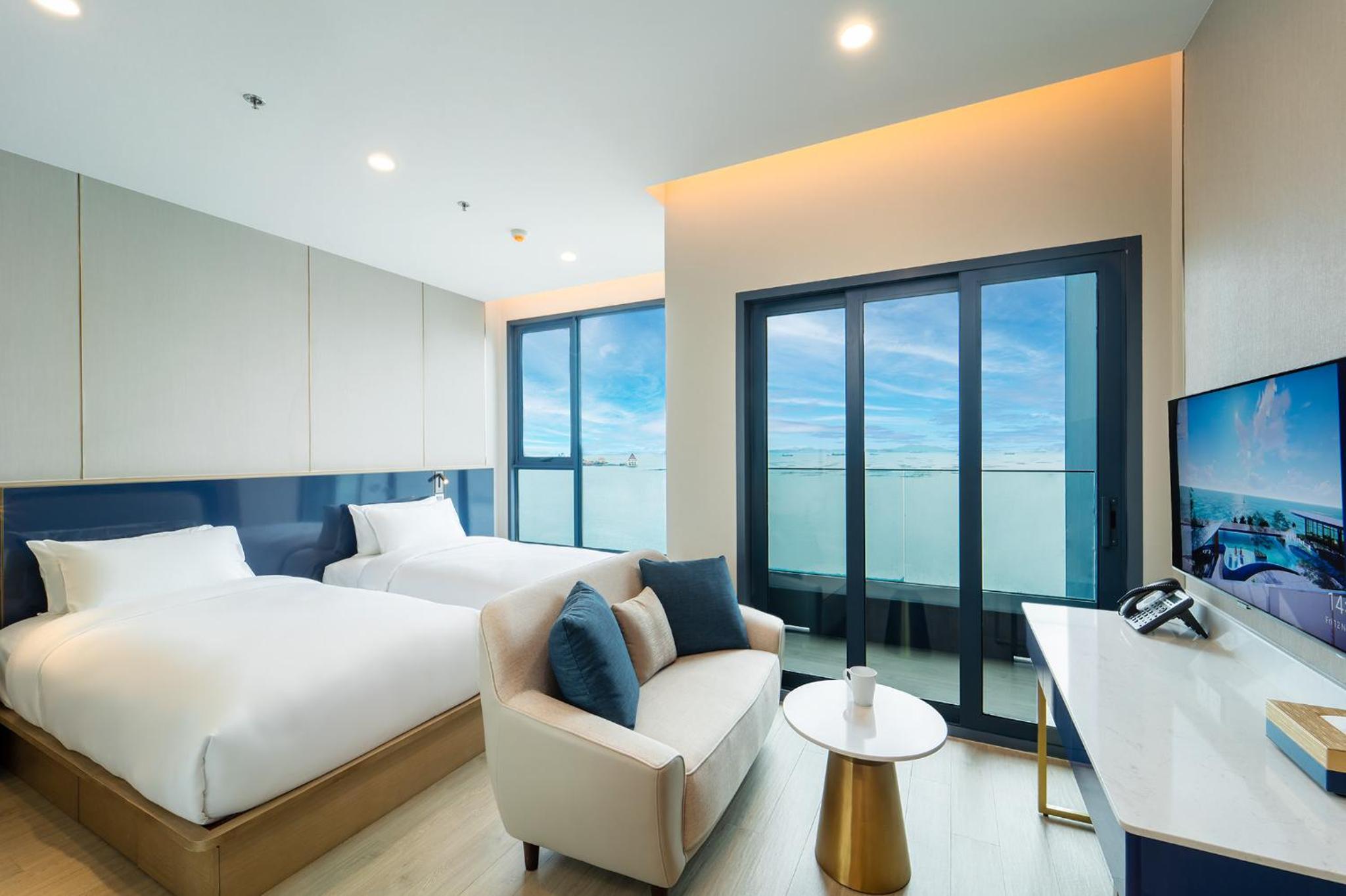 Deluxe Twin Room - Photo 1