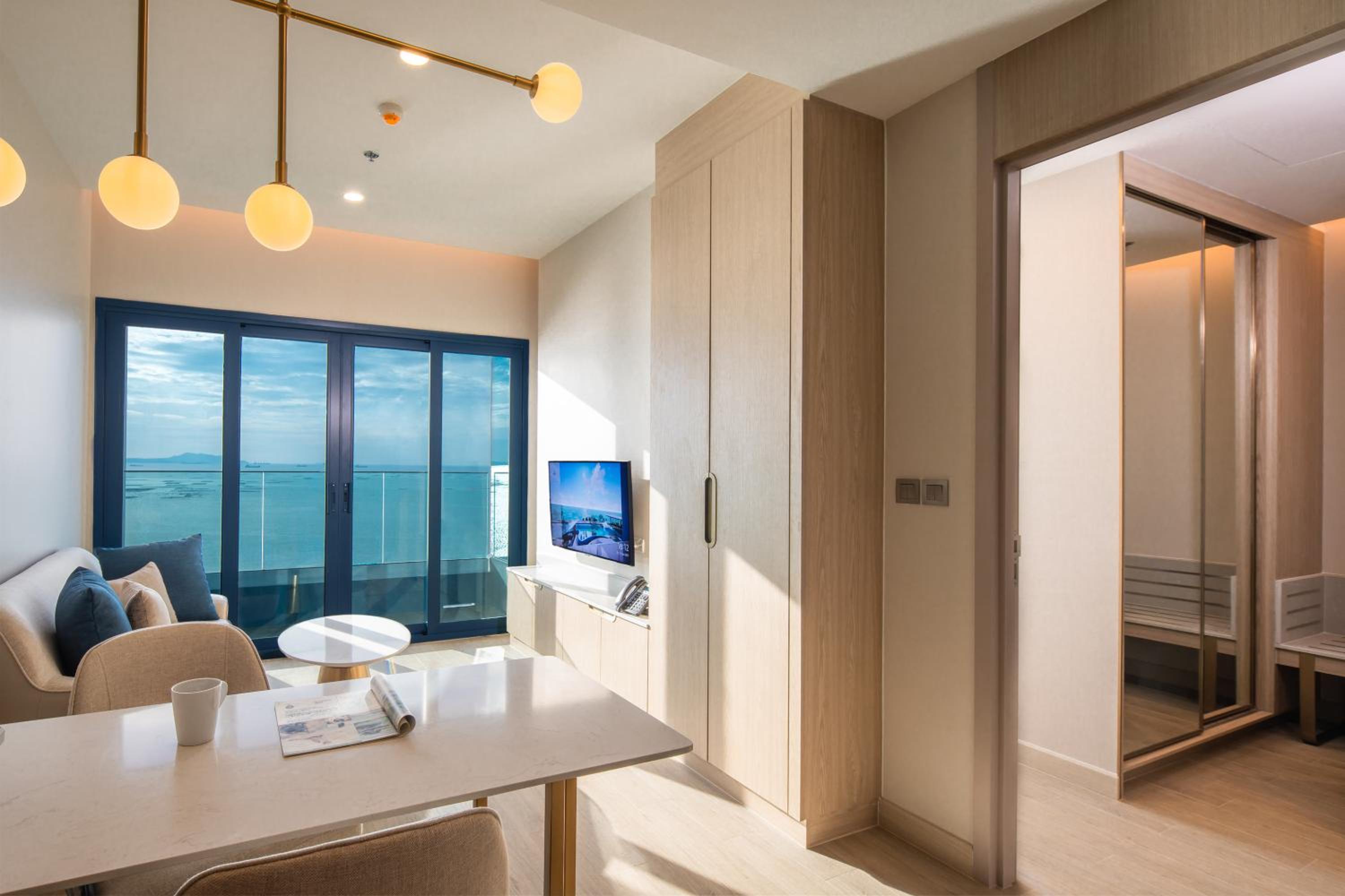 One Bedroom King Suite - Photo 6