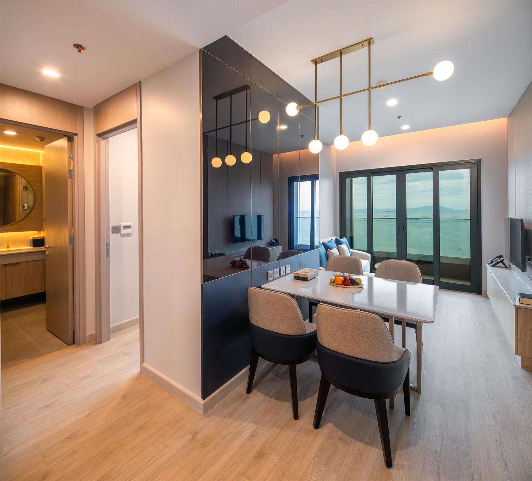 Two-Bedroom Suite - Photo 6