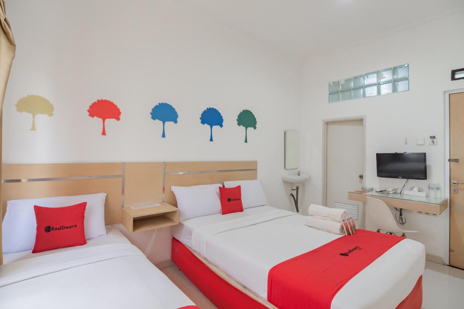 Deluxe Room - Photo 2