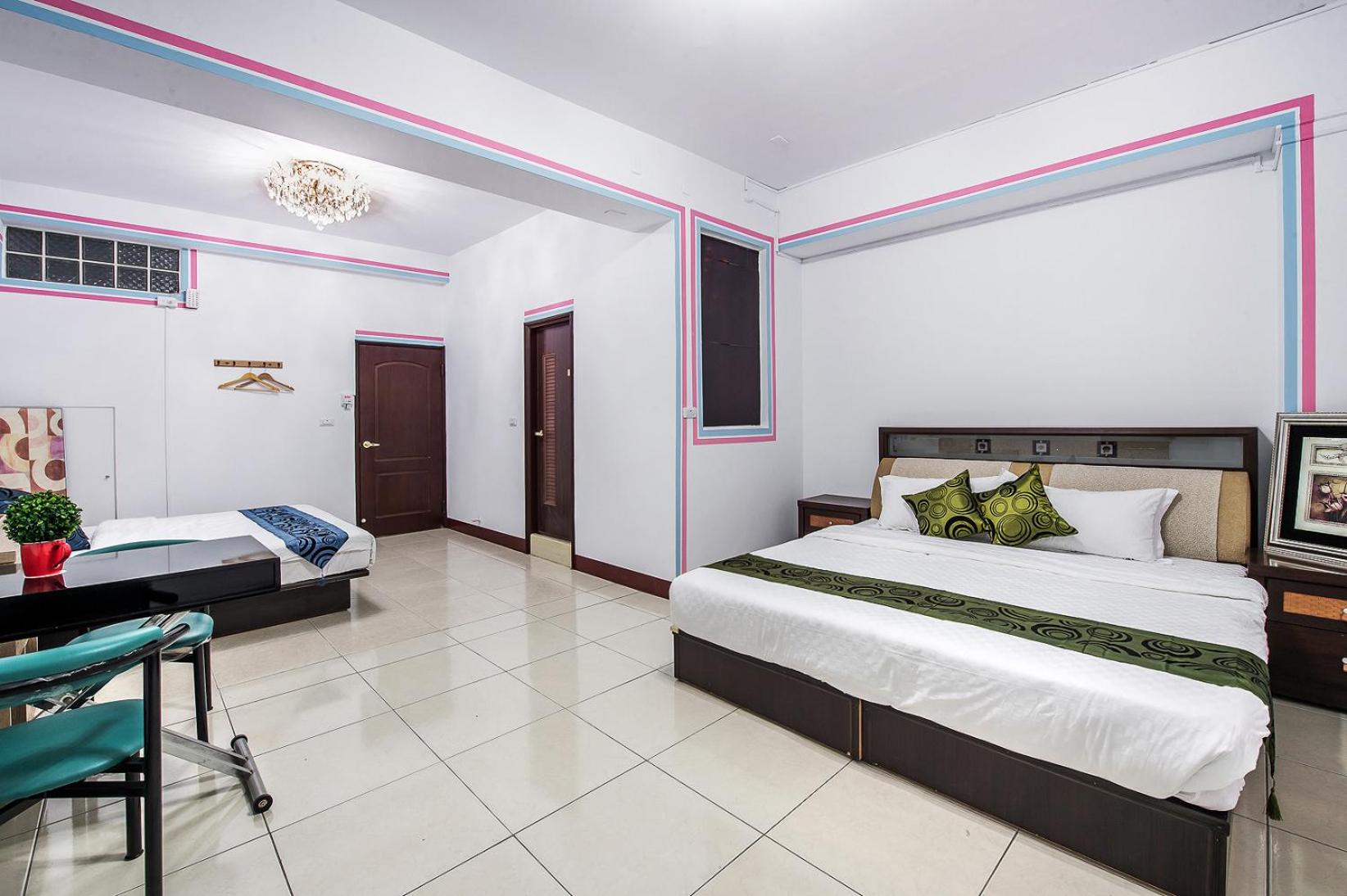 Quadruple Room with Bathroom photo 2