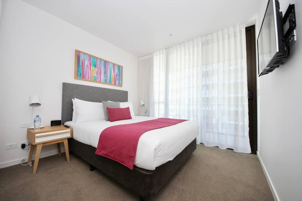 One-Bedroom Apartment - Photo 25