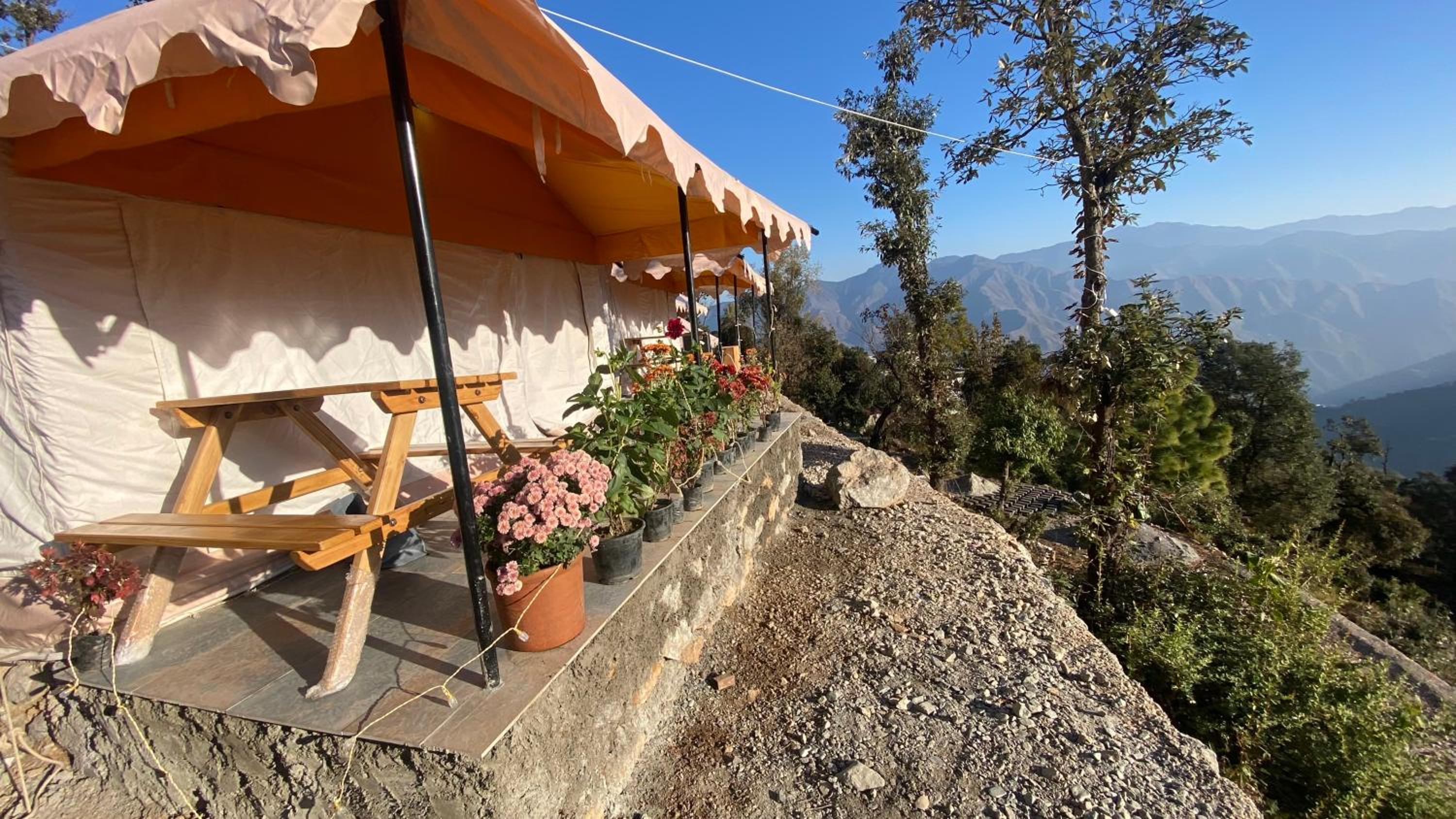 Superior Himalayan View Luxe Tent - Photo 16