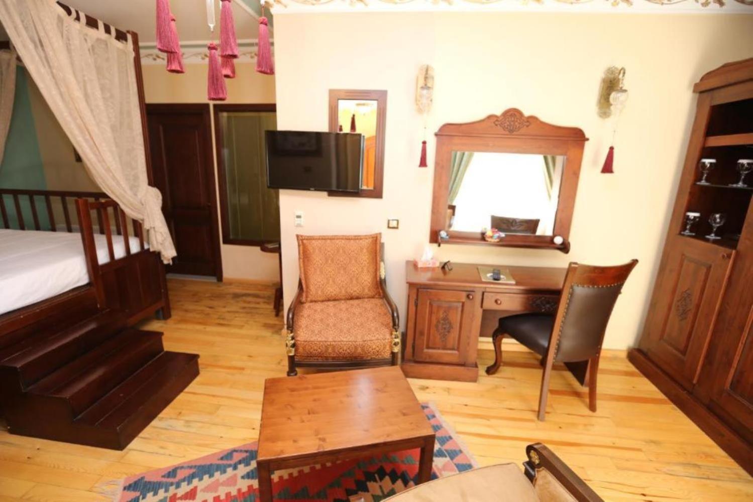 Superior King Room photo 2