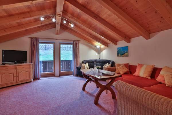Suite with Balcony photo 1
