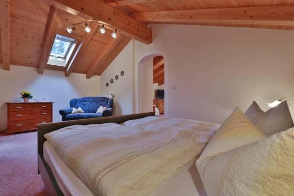 Suite with Balcony photo 3