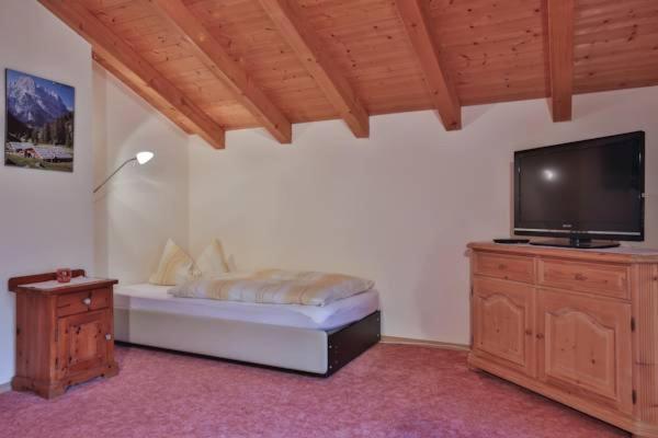 Suite with Balcony photo 2