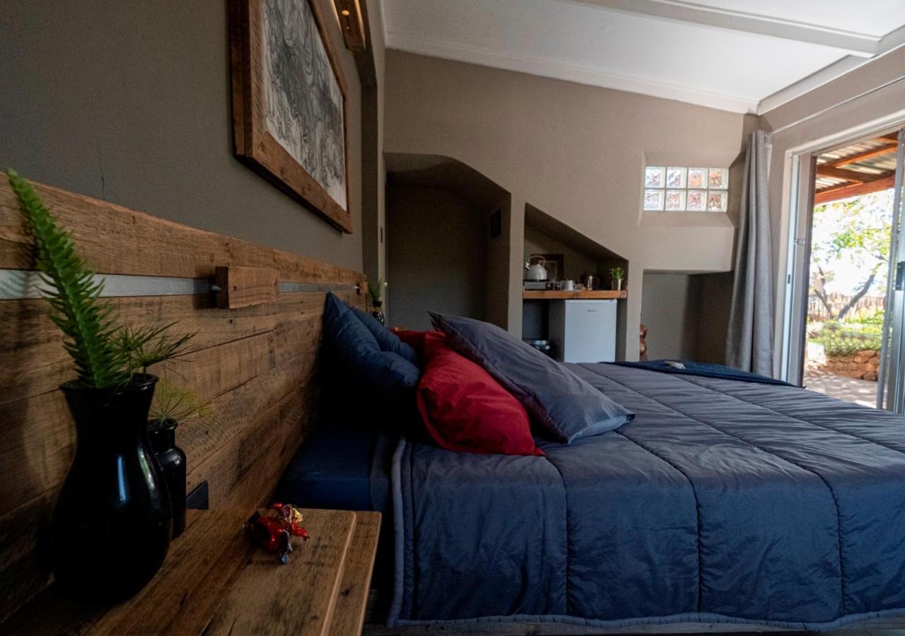 Suite with Garden View - Photo 5