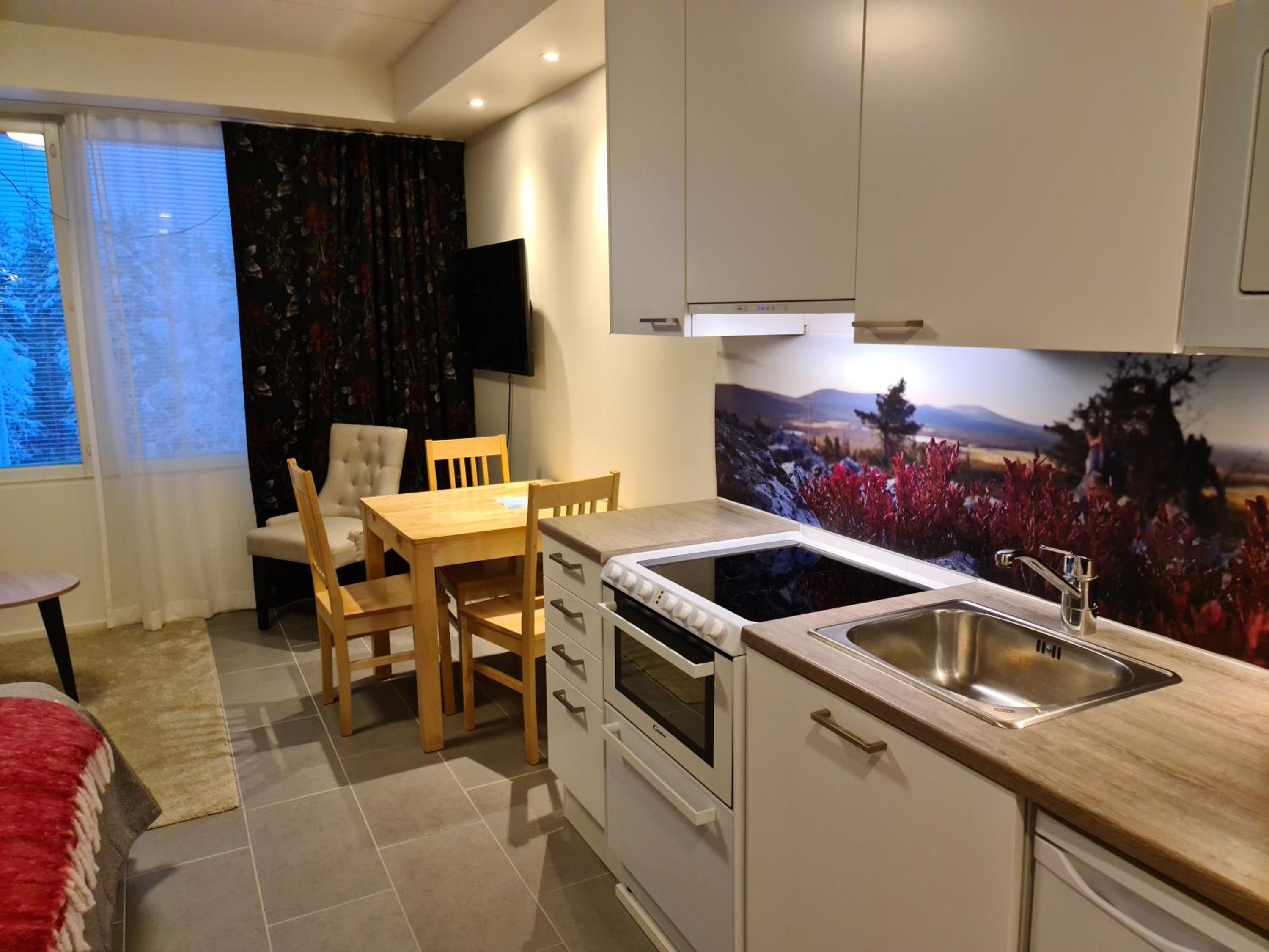 One-Bedroom Apartment - Photo 15