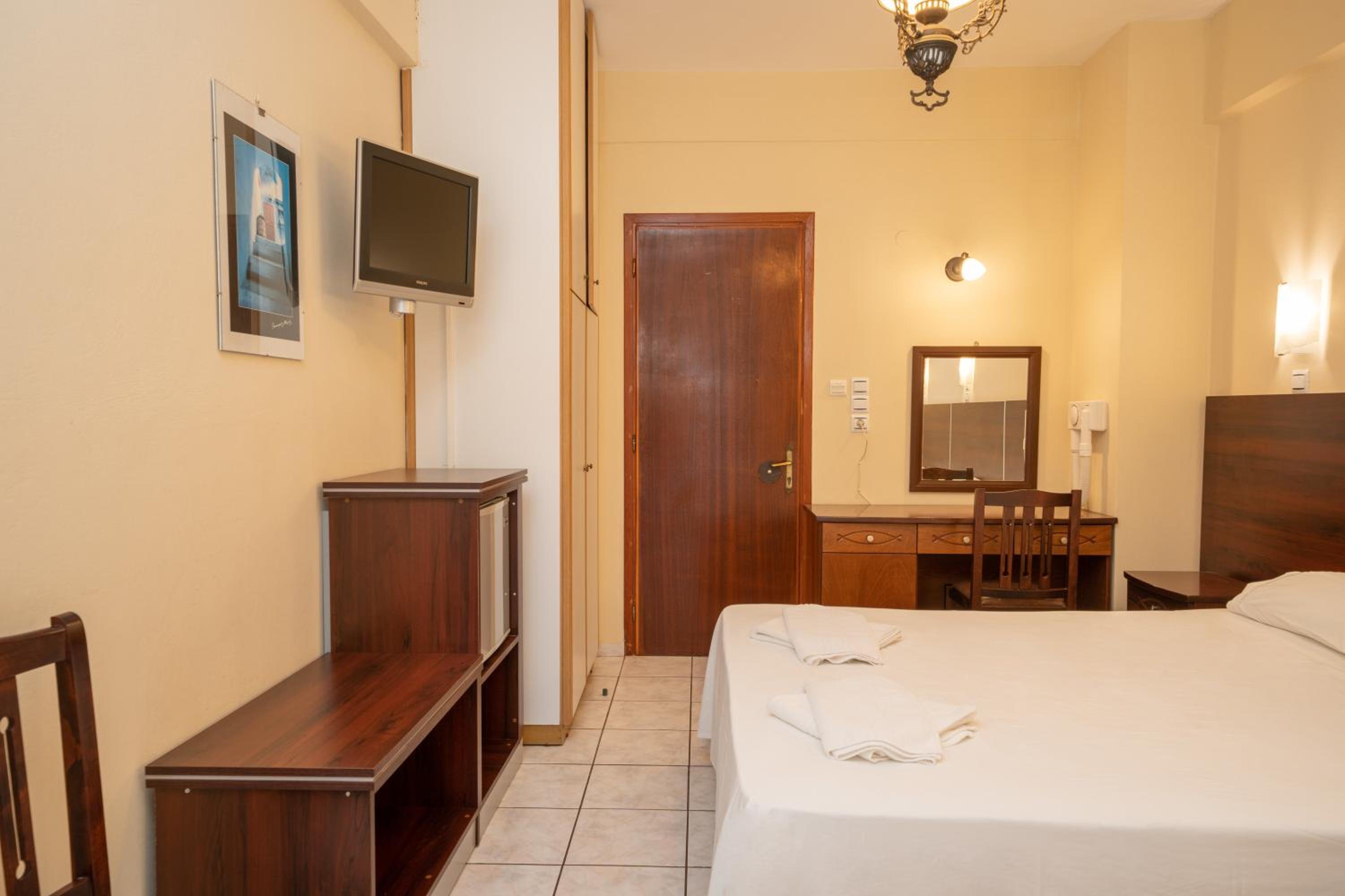 Double Or Twin Room With Mountain View photo 3