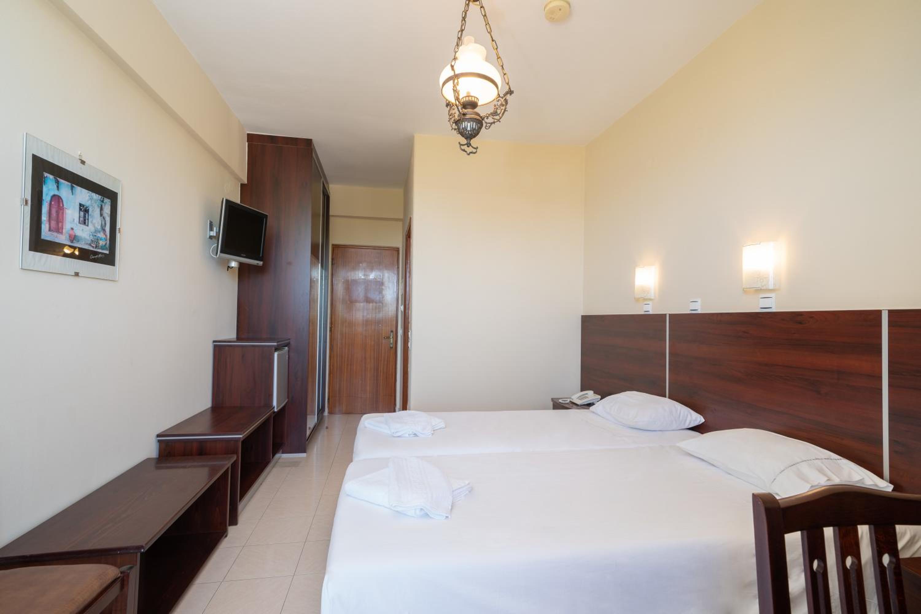 Double Or Twin Room With Sea View photo 2