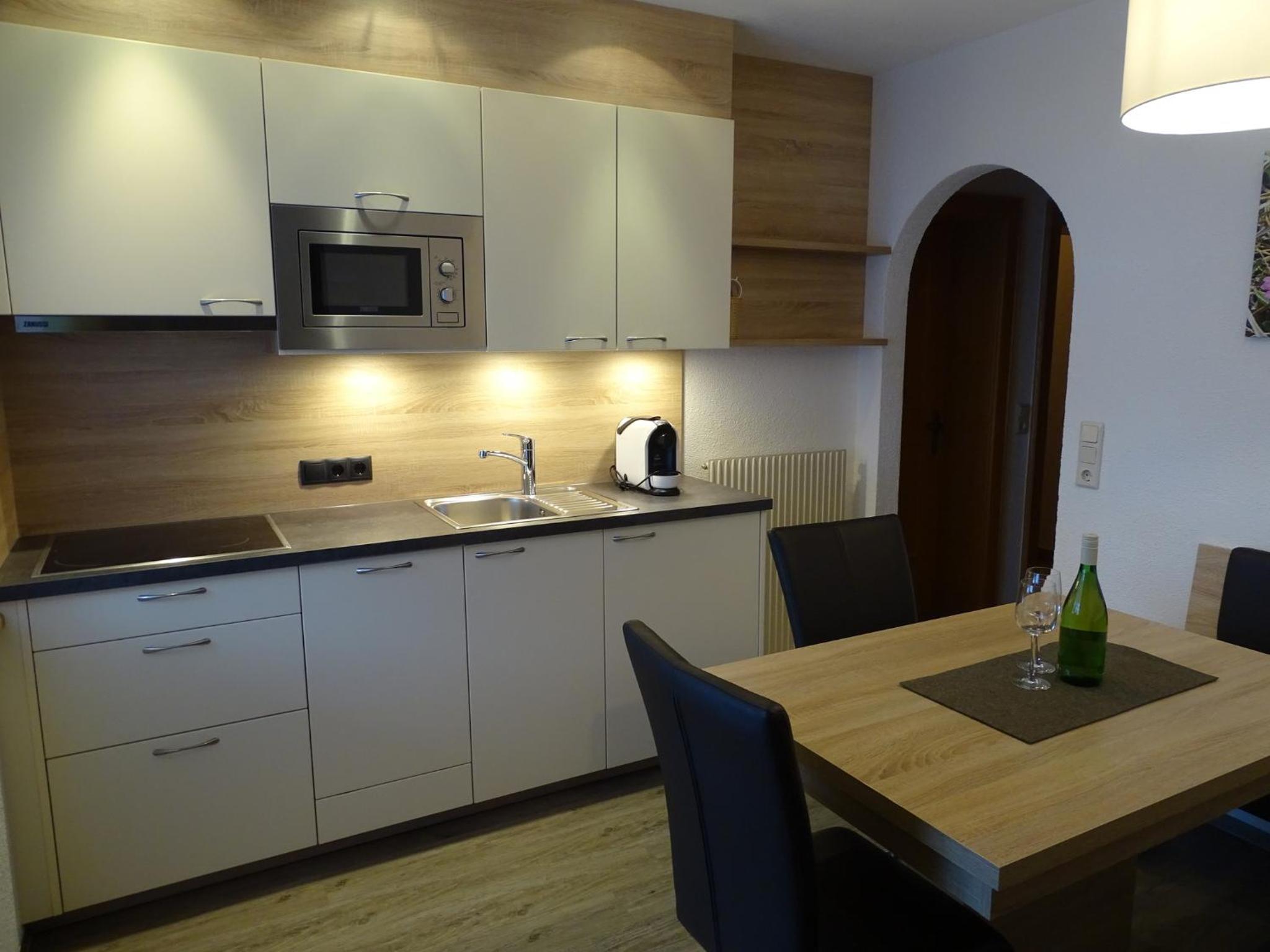 Apartment photo 2