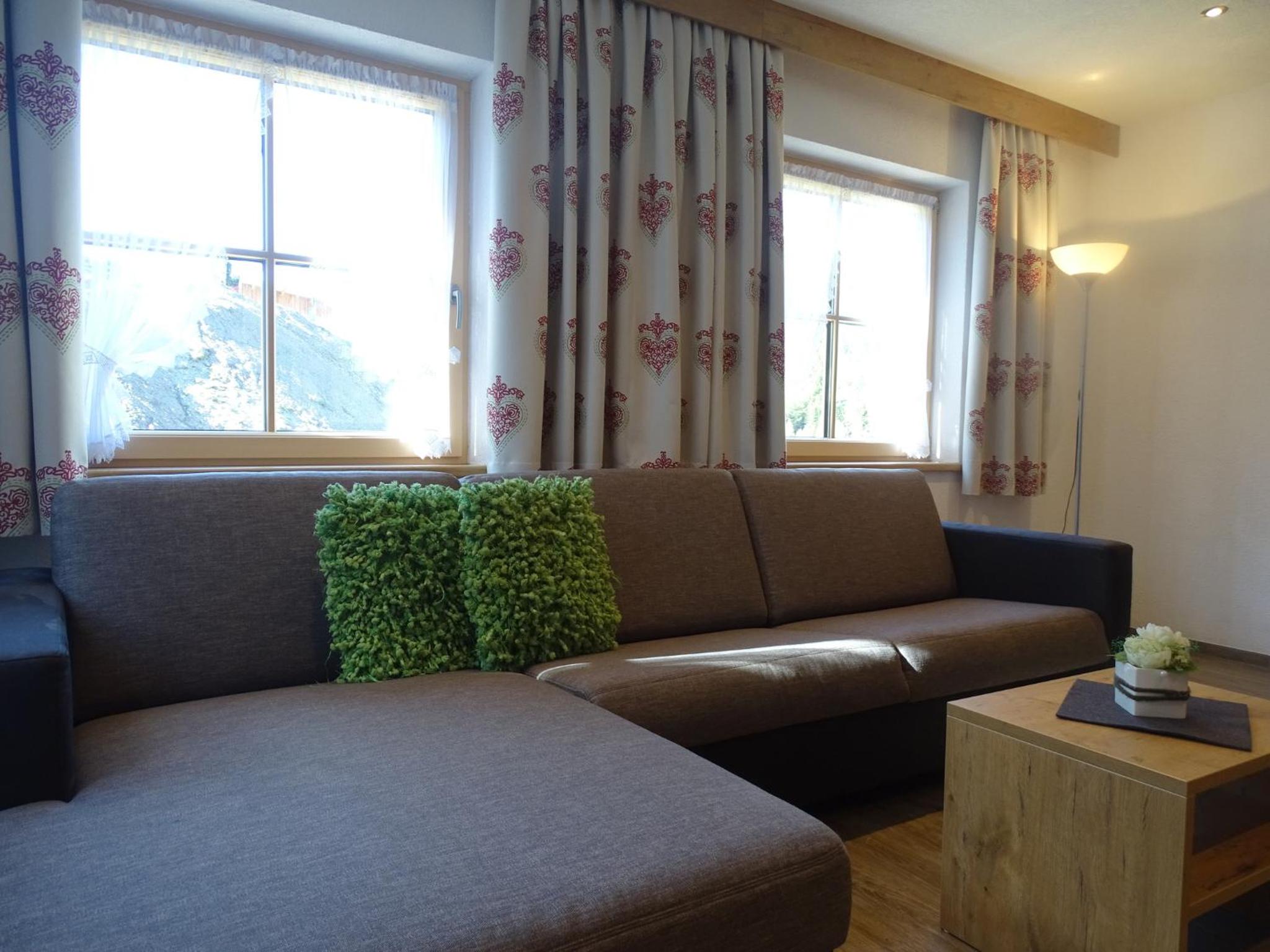 Apartment photo 3