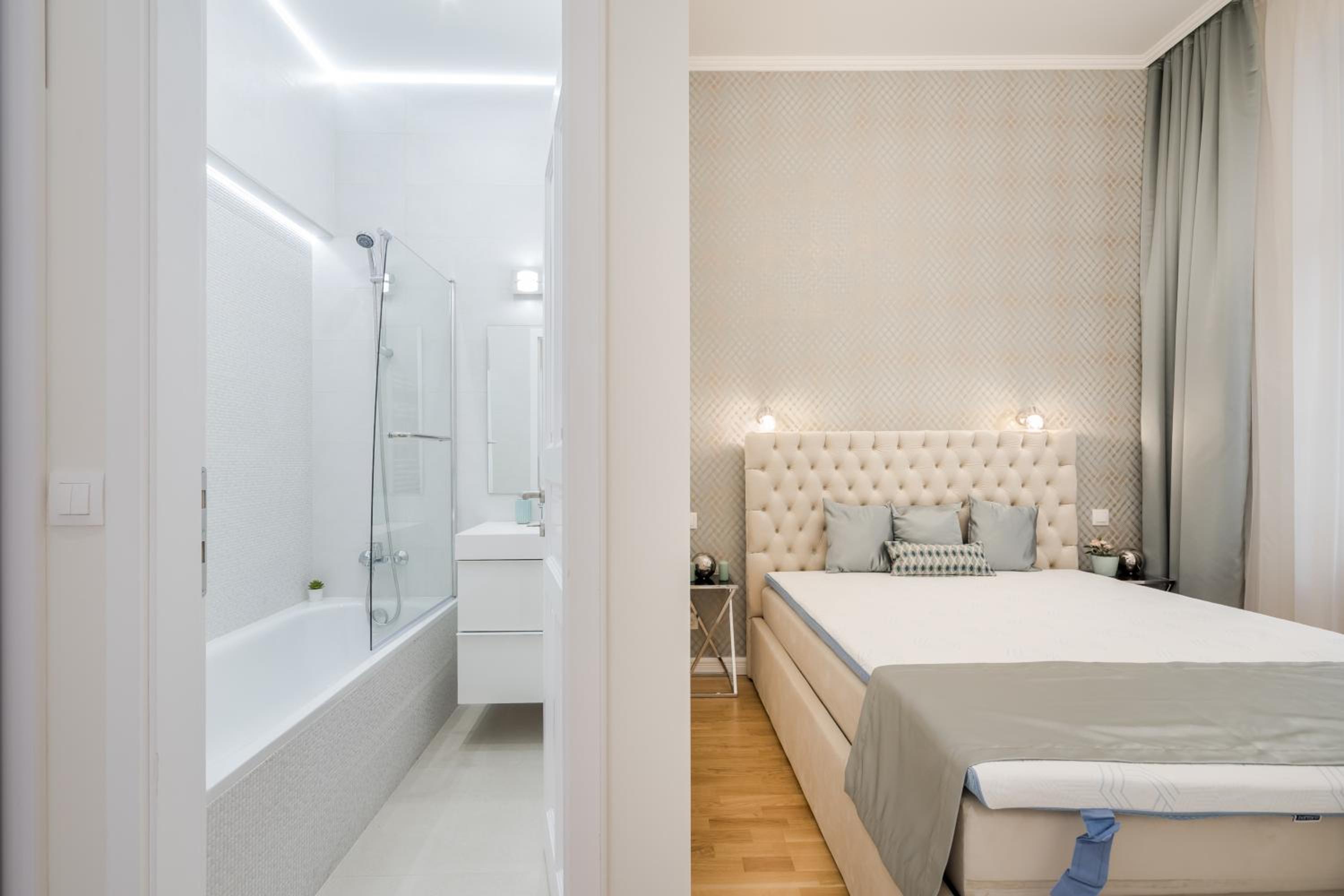 Two-Bedroom Apartment - Photo 7