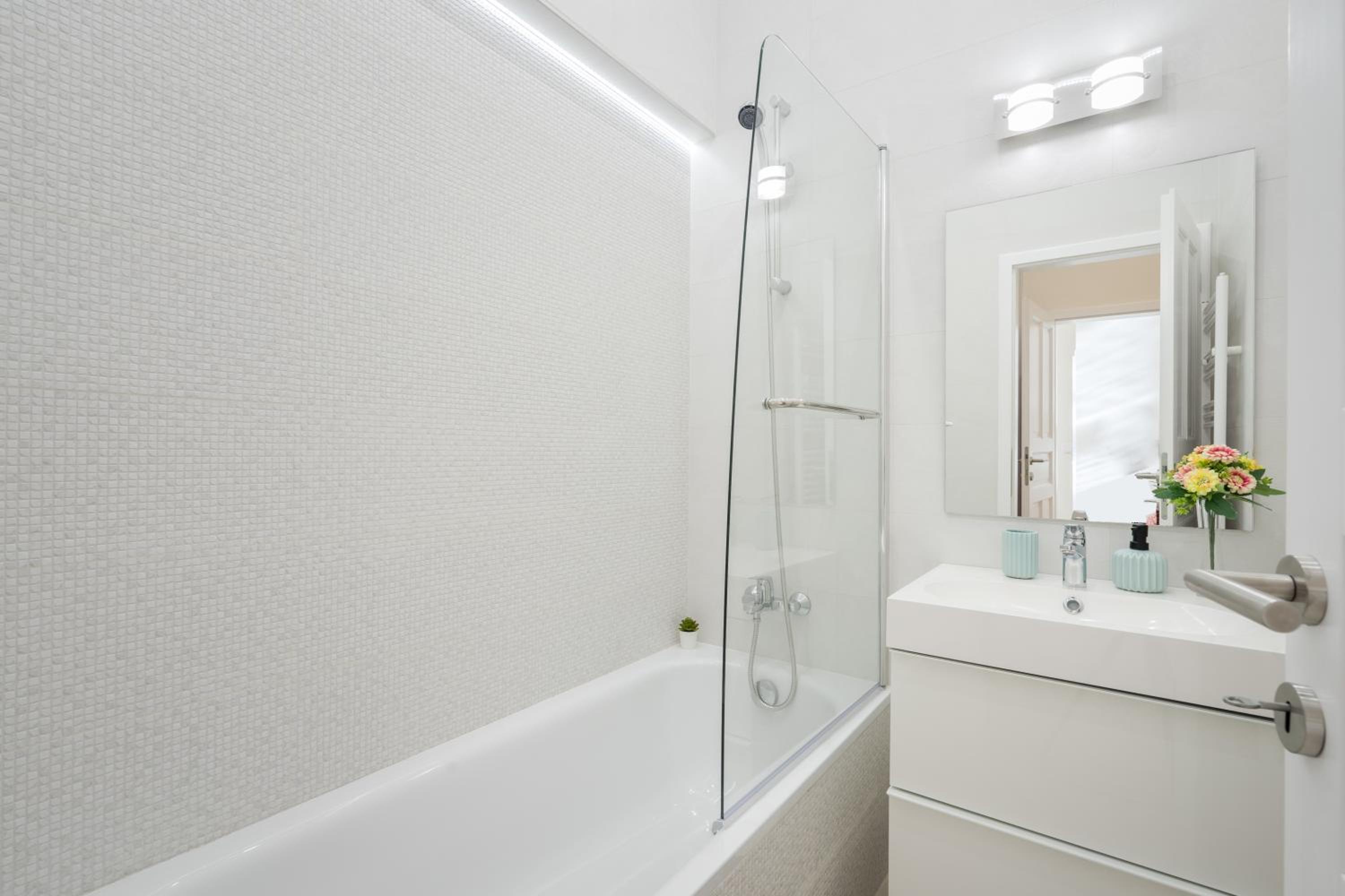Two-Bedroom Apartment - Photo 12